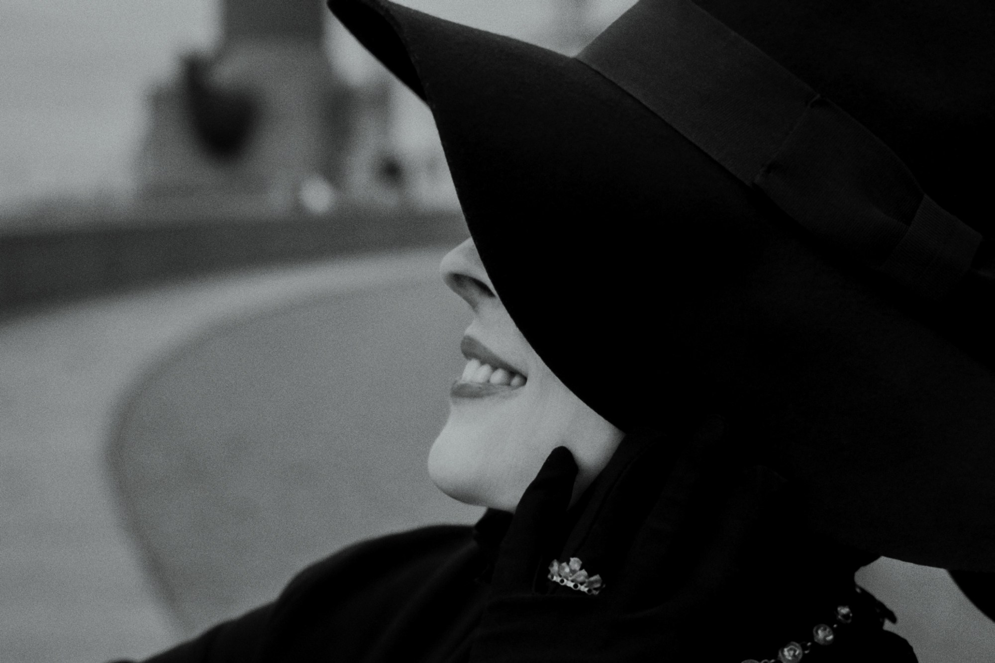 Биржевой спуск, раннее утро. Фотограф_Петербург