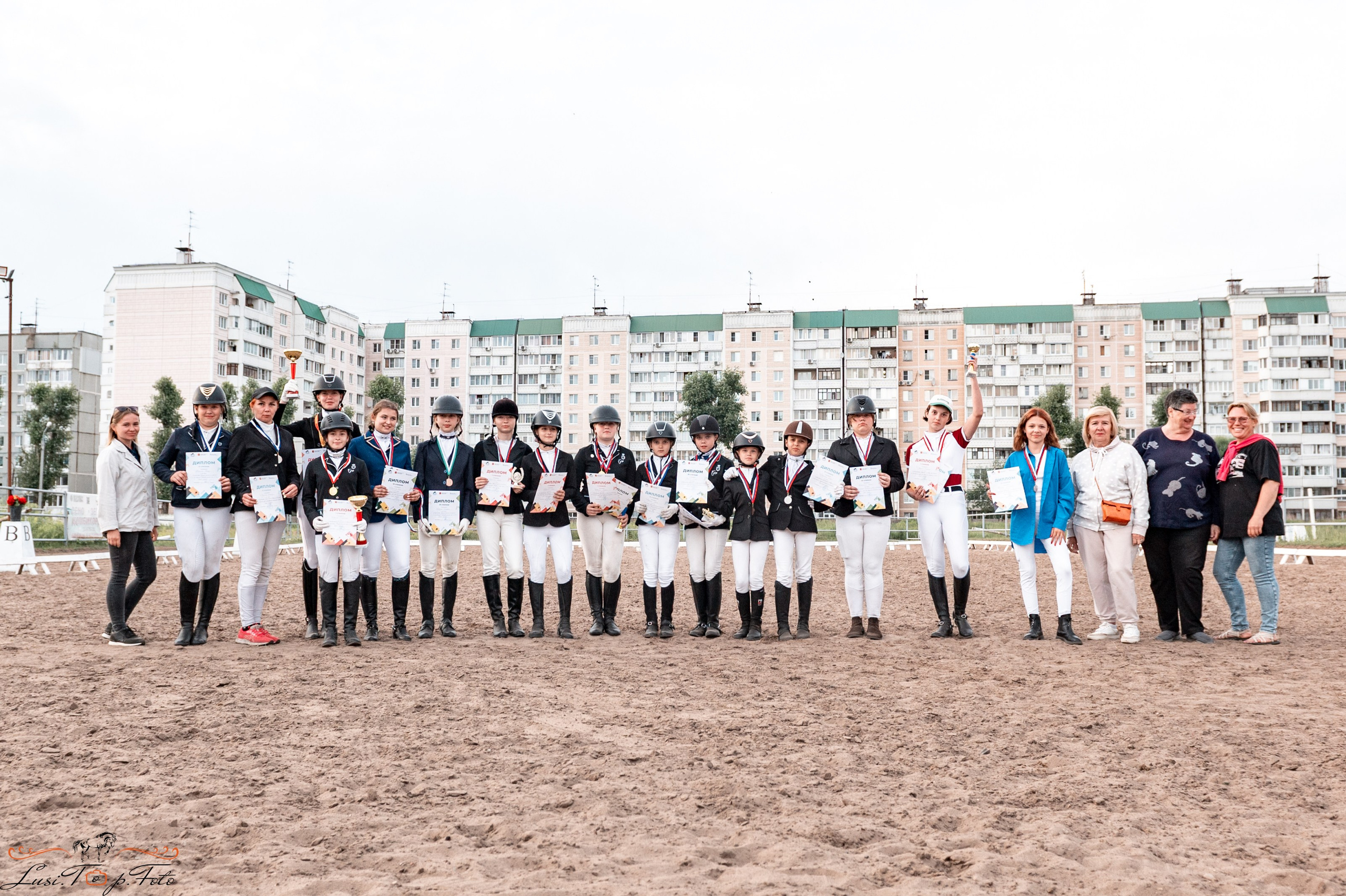 Областные соревнования по выездке. Тверь. Конный и фотограф с животными в Твери Топталова Люся