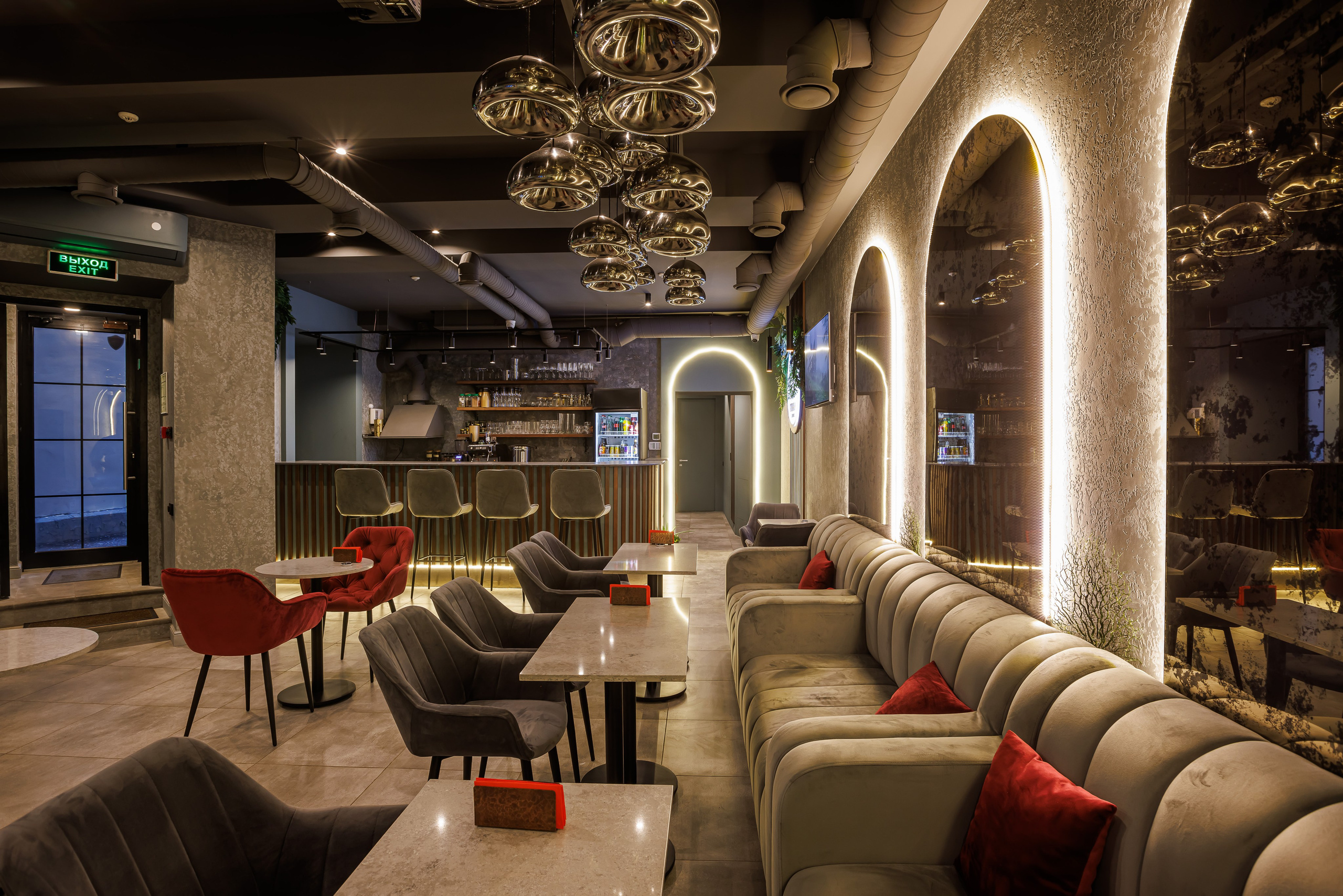 Интерьерная фотосъёмка кафе, ресторанов и баров в Москве. Интерьерный фотограф Дмитрий Медведев. Фуд-фотограф в Москве Дмитрий Медведев. Фуд-фото и контент для ресторанов, кафе и баров