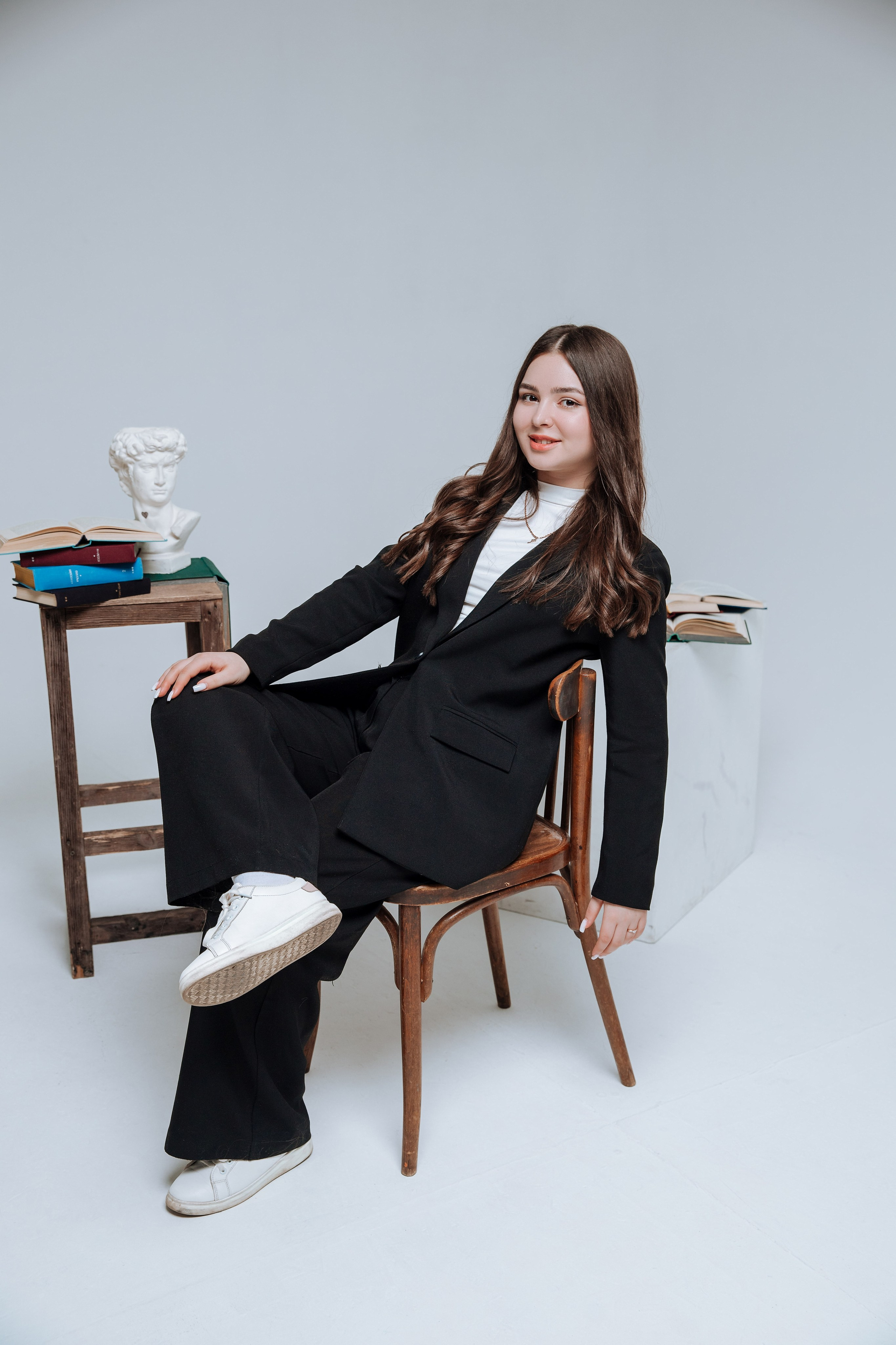 Старшая школа. Выпускные школьные фотоальбомы для школ и детских садов в Волгограде и Волжском