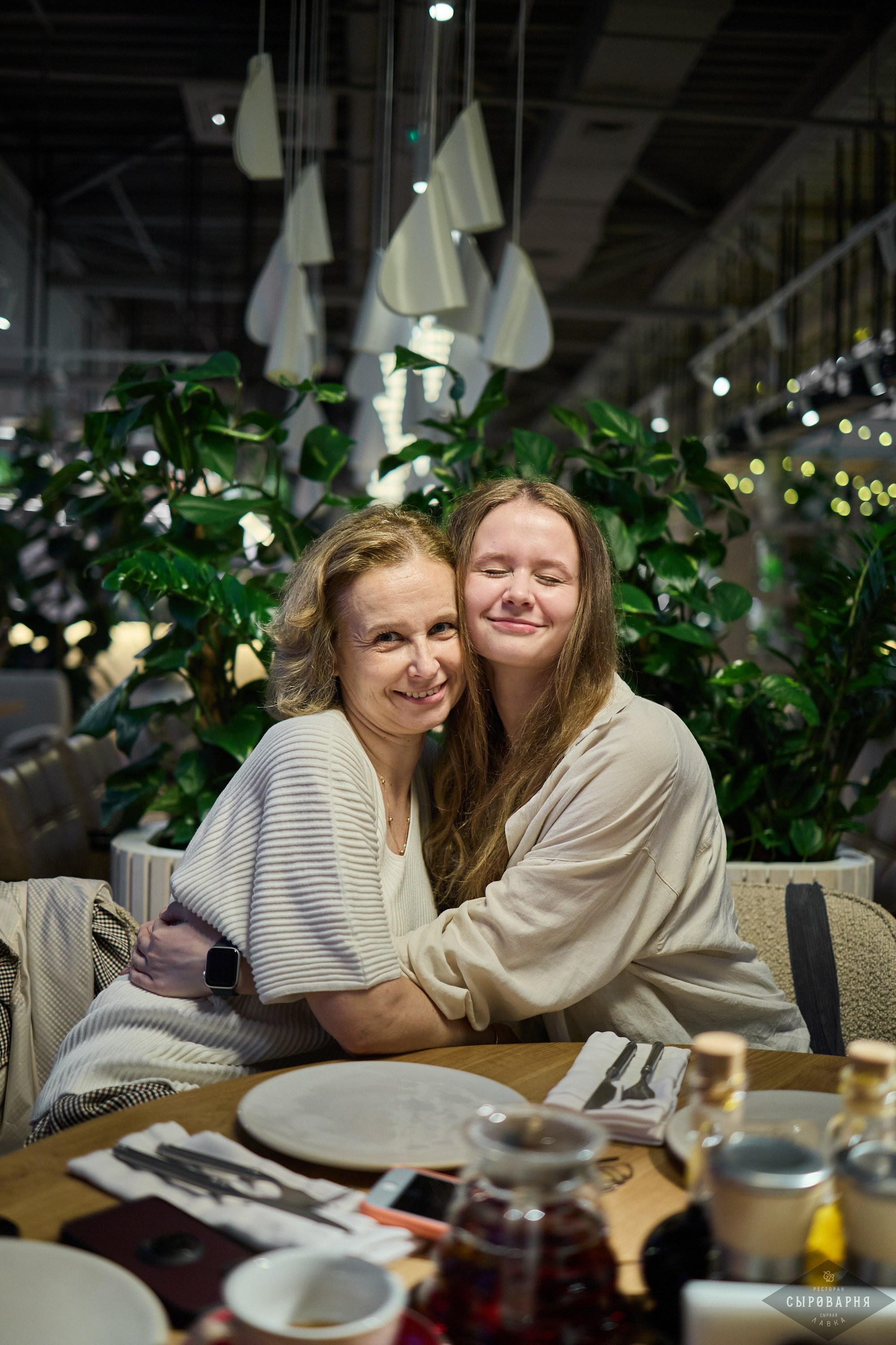 День рождения Алены в Сыроварне. Фотографъ Сергѣевъ. Поймать мгновеніе