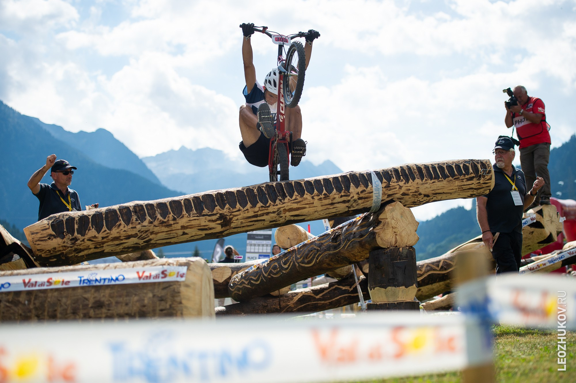 UCI Trials World Championships 2016 — finals. Sports photographer Leonid Zhukov