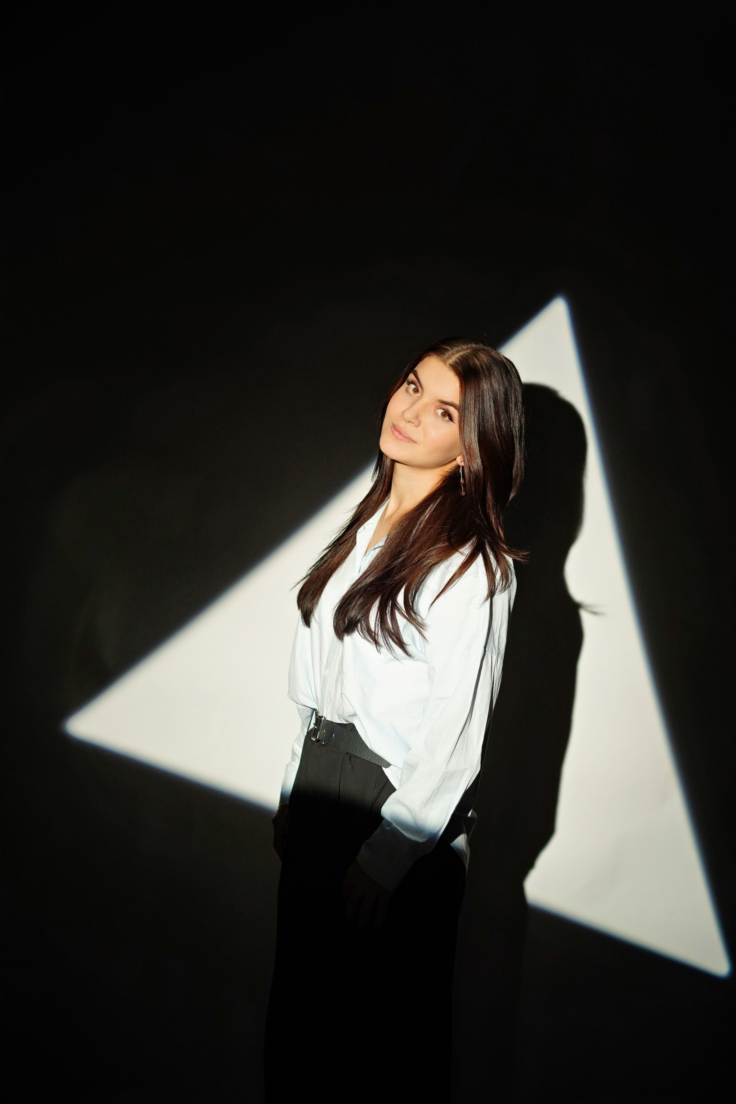 Стиль портрета в студии. GOTRA — выпускные альбомы в Тюмени