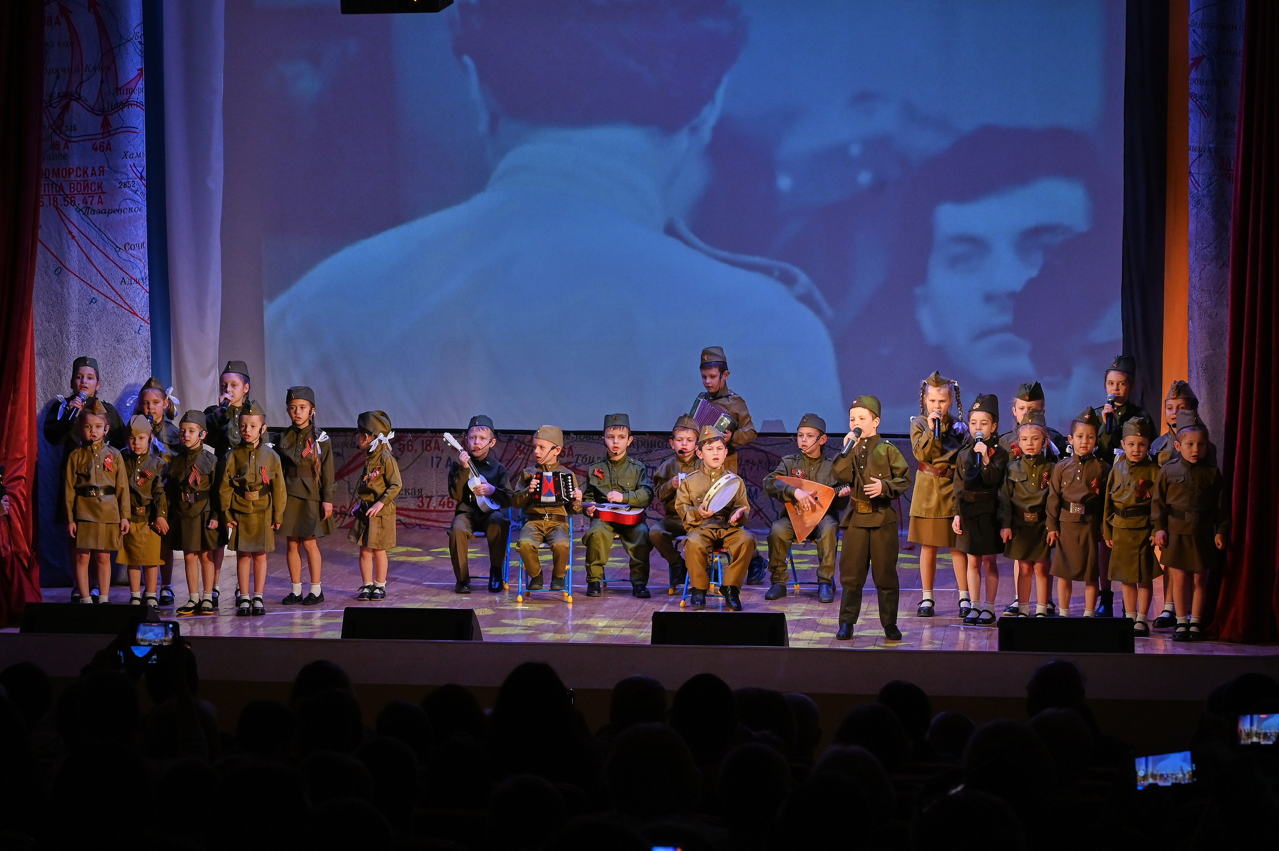 9 мая в ДК КАбардинки. Жизнь курорта Кабардинка в фотографиях