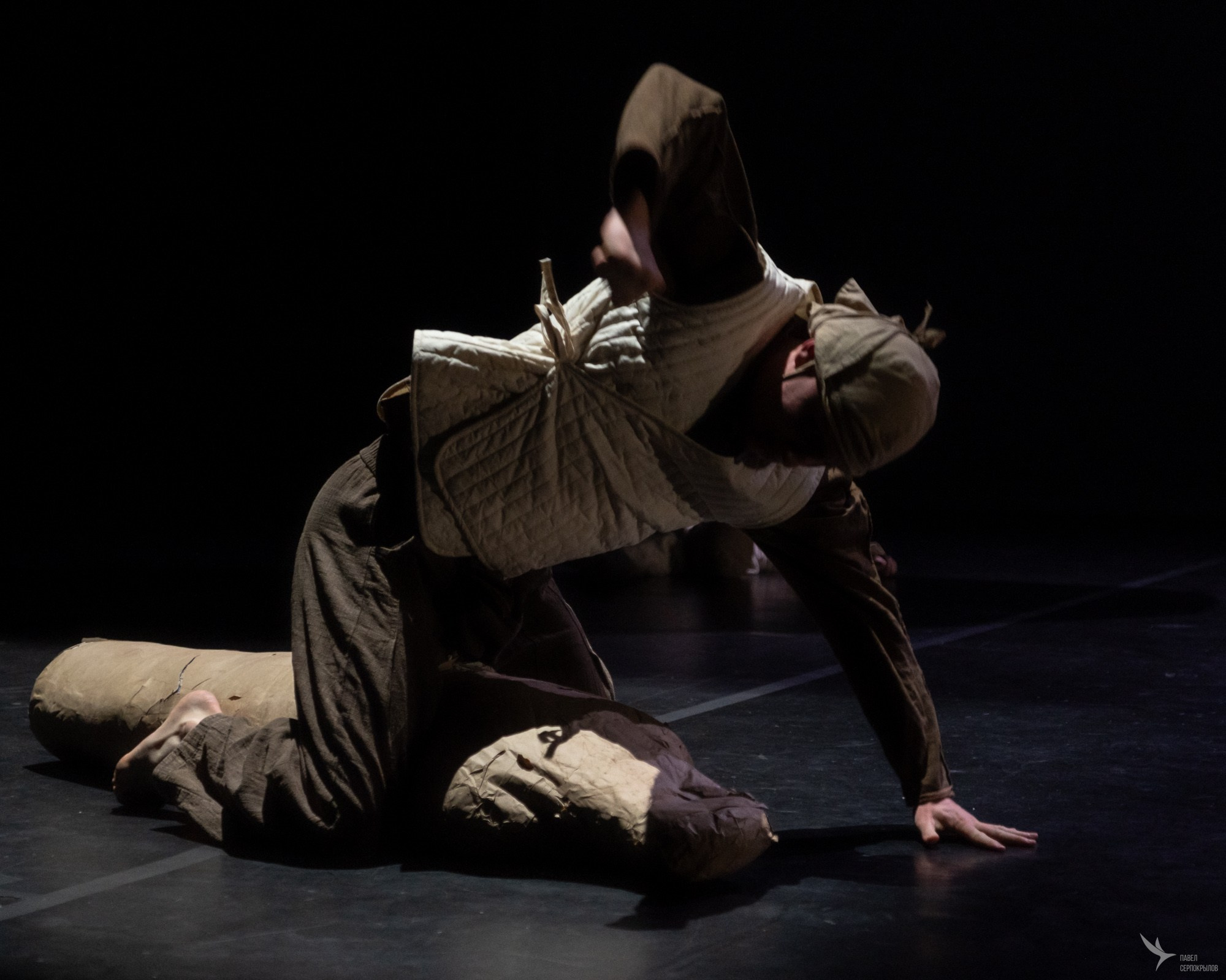 Физический театр «balballar». Объединение «Алиф». Репортажный фотограф в Казани Павел Серпокрылов