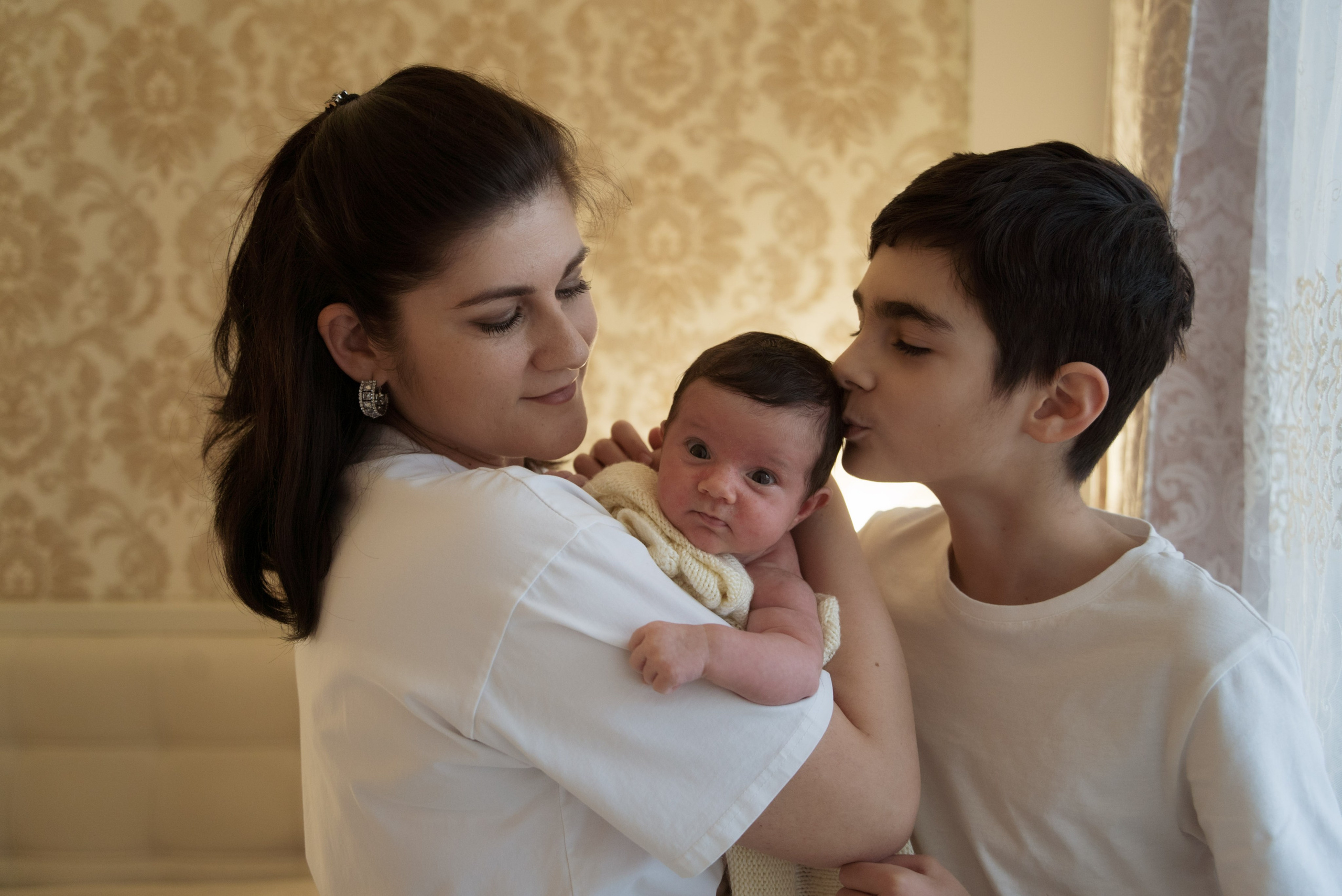 Съемка семьи Амины с четырьмя детьми. Видеограф Осинина Татьяна — видеосъемка в Москве