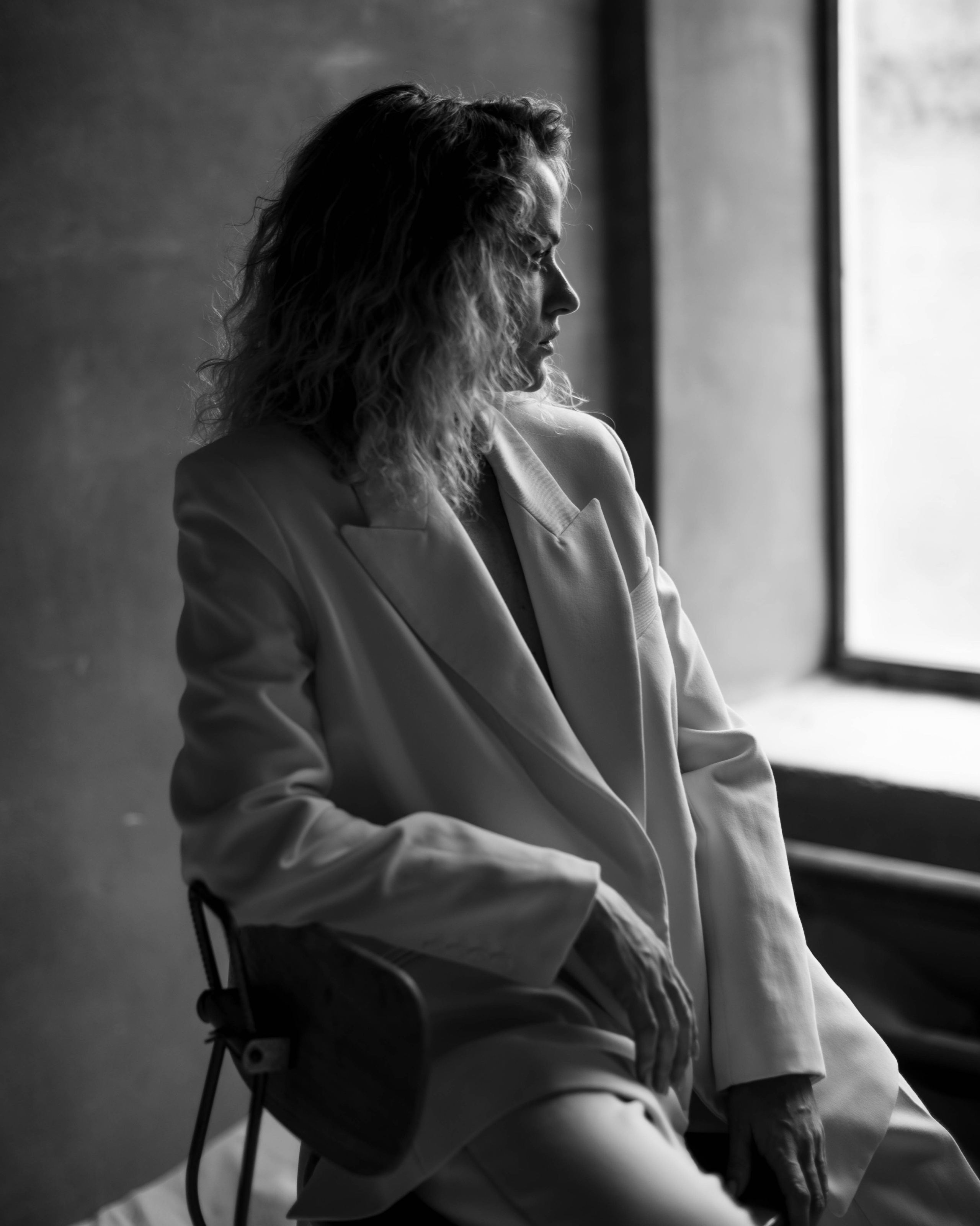 Юля. Женский фотограф. Создатель украшений ручной работы. Модель