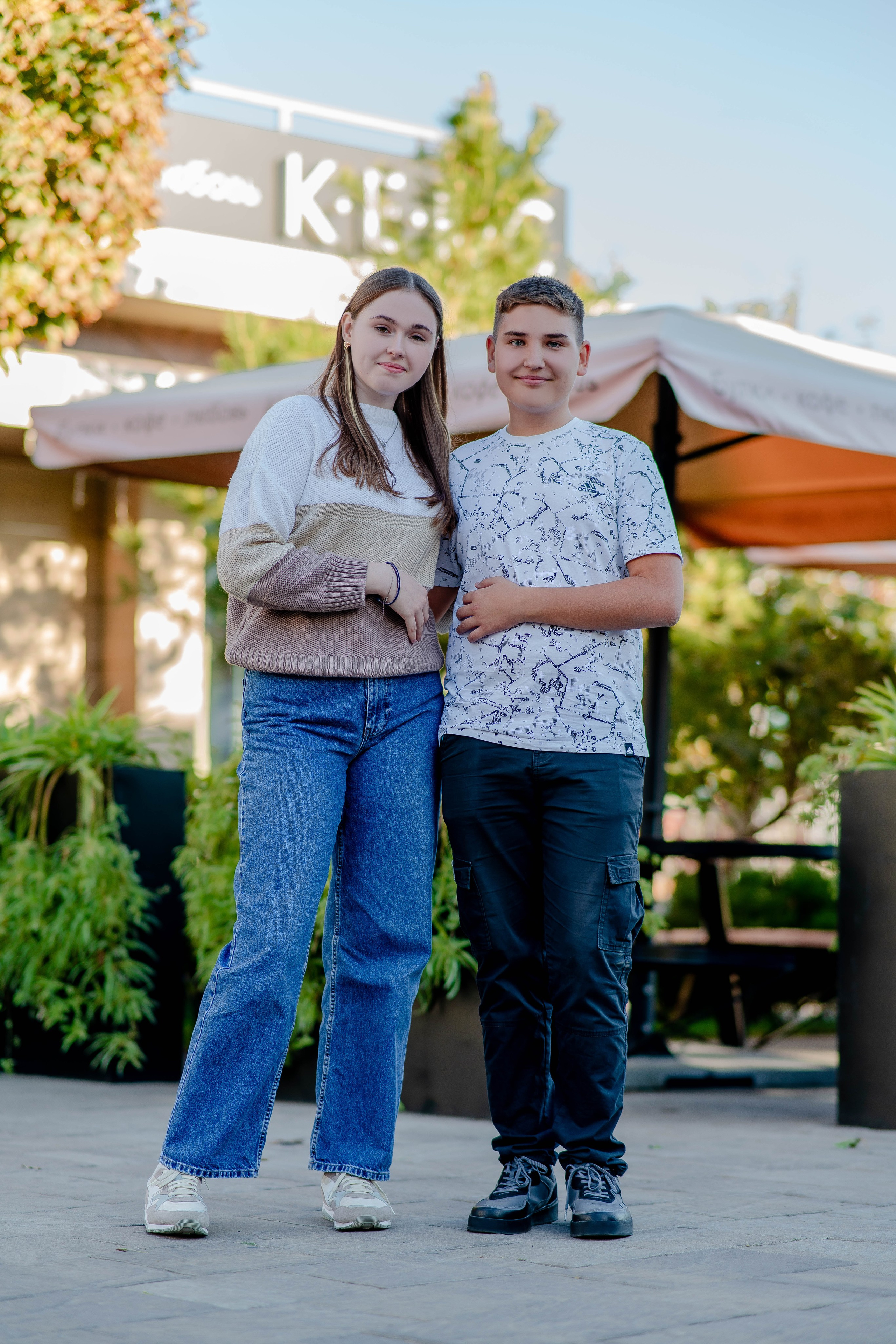 Выпускные (школьные) альбомы (книги) в Ростове-на-Дону. Современные Выпускные Альбомы в Ростове-на-Дону