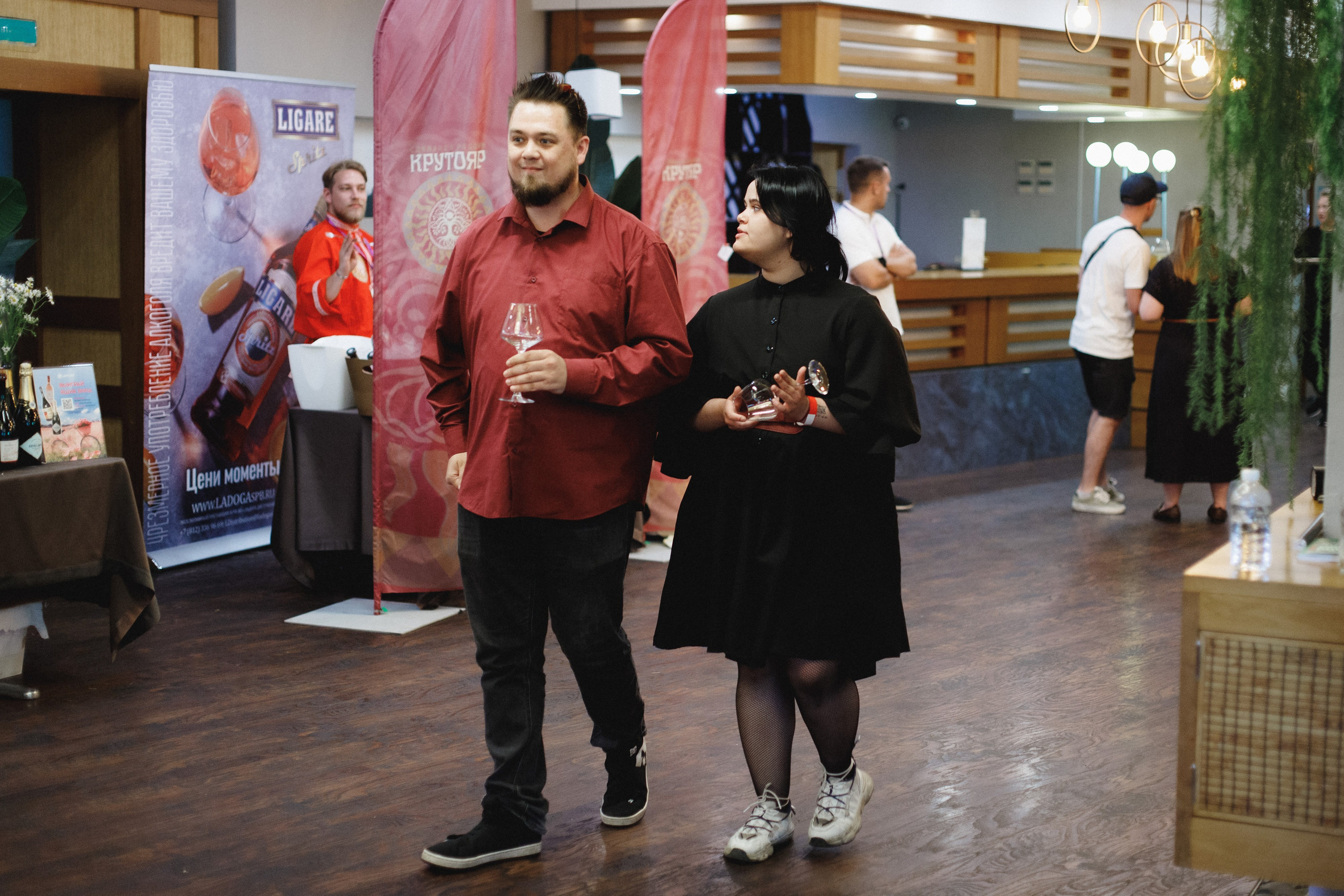 ФЕСТИВАЛЬ РОССИЙСКОГО ВИНА. СВОИ. ФОТООТЧЕТЫ-СОБЫТИЯ-МЕСТА