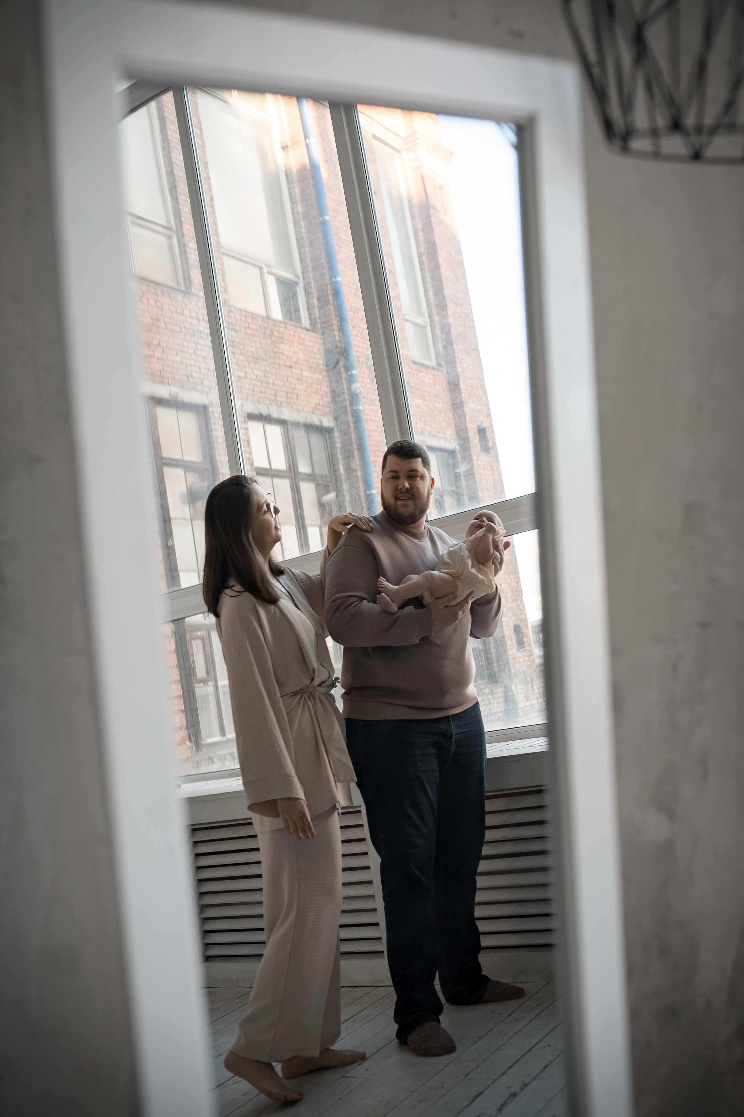 Семейная фотосъемка новорожденной. Фотограф Крещения и Венчания в Москве