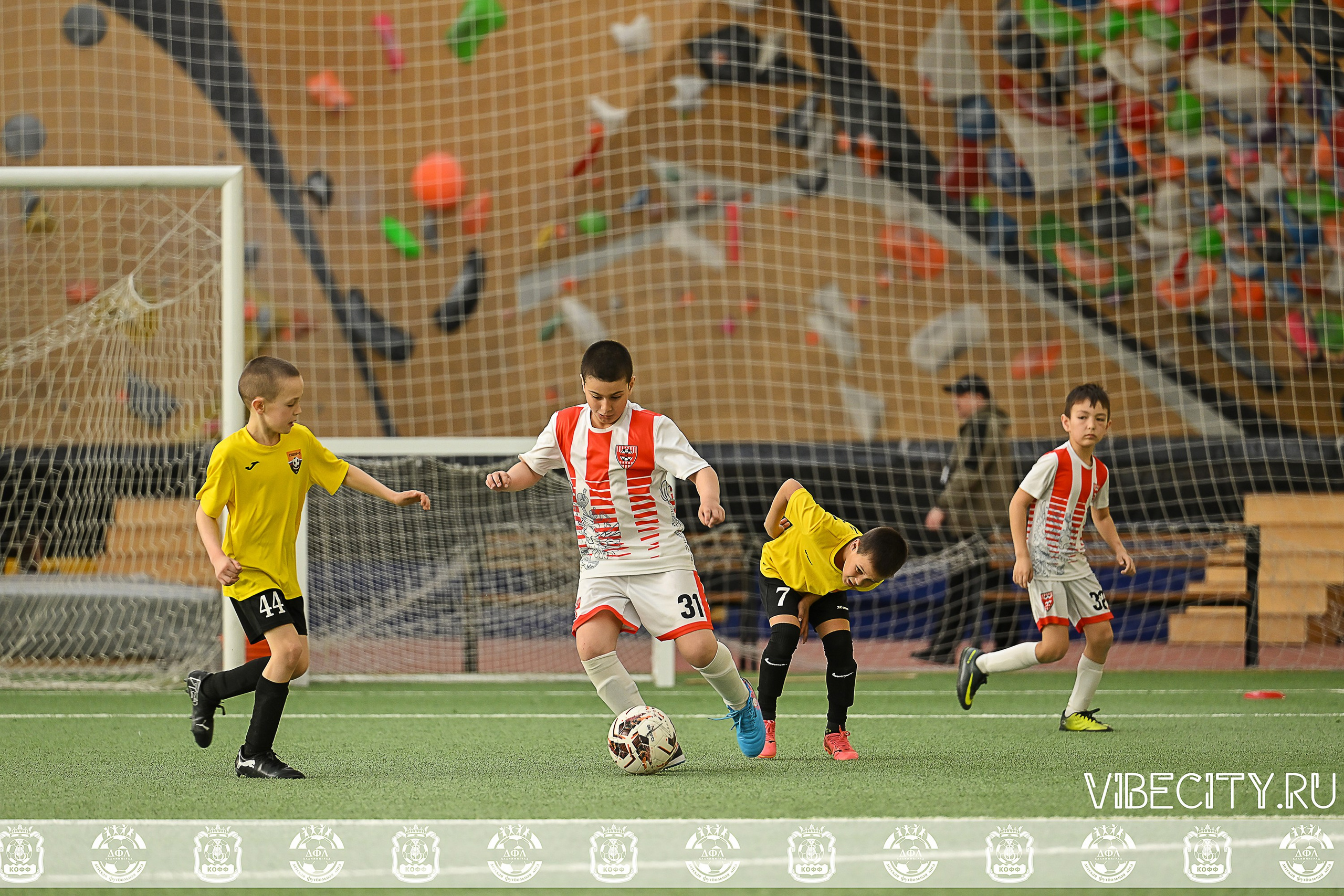 КУБОК БАЛТИЙСКОЙ ЛИГИ ПО МИНИ-ФУТБОЛУ U9 ЗЛ. VIBECITY.RU Вайб Сити Ру Фоторепортажи Фотоотчеты Калининград