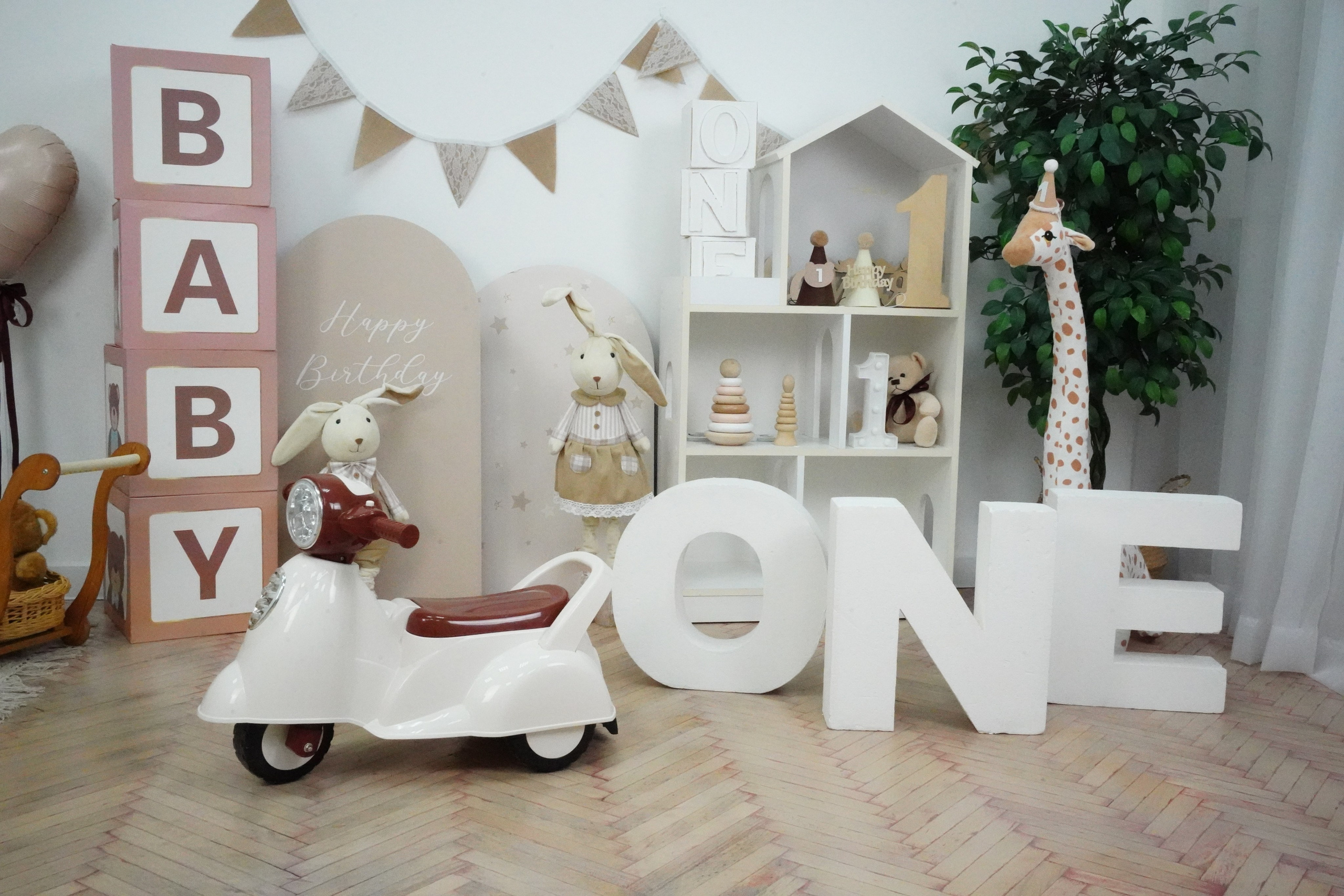 Наши Новые Фотозоны. Детская Фотостудия ГОДОВАСИКИ в Санкт-Петербурге фотосесия на годик