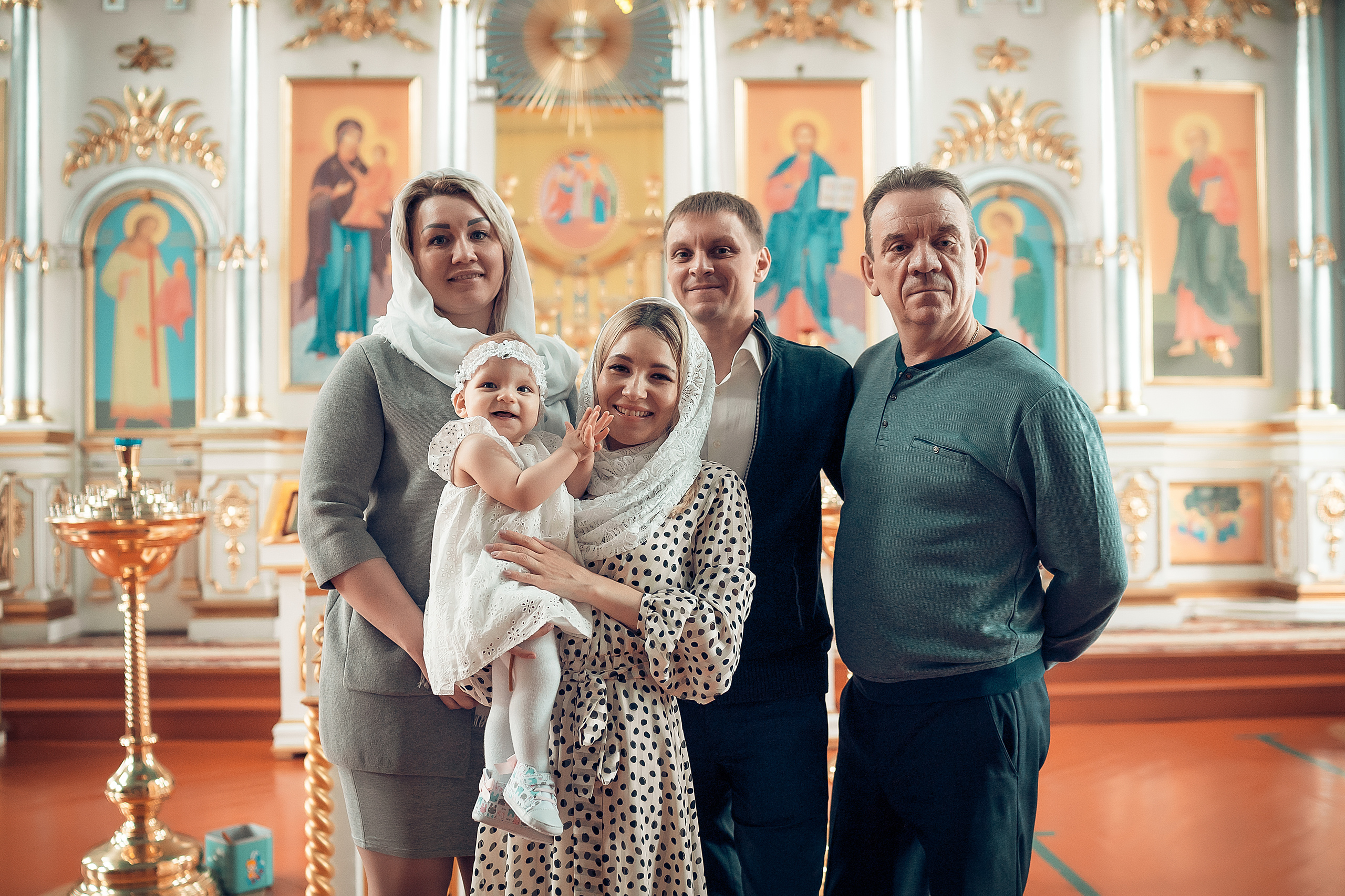 Крещение Миланы. Фотограф на Крещение и Венчание в Красноярске Рамазанова Юлия