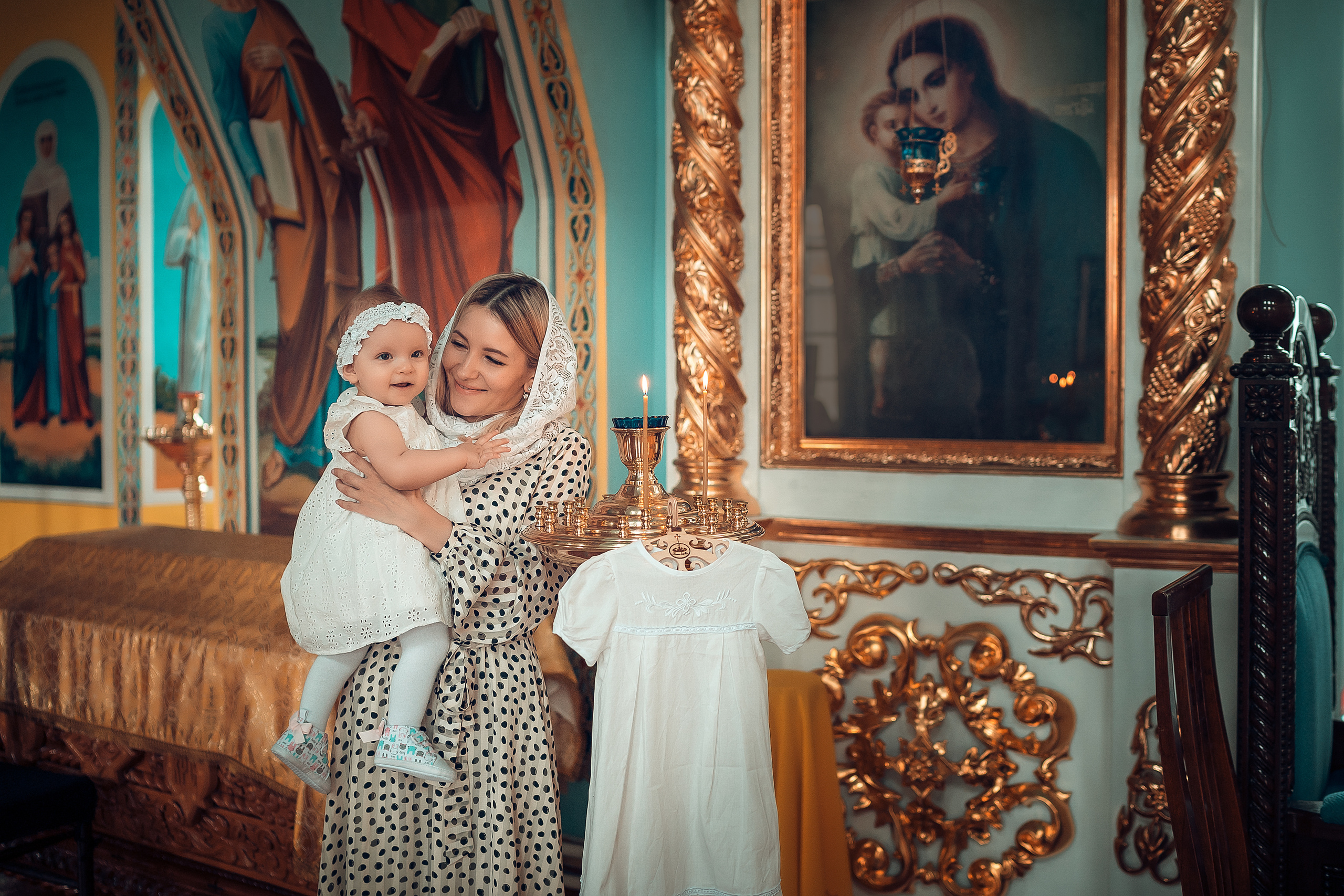 Крещение Миланы. Фотограф на Крещение и Венчание в Красноярске Рамазанова Юлия