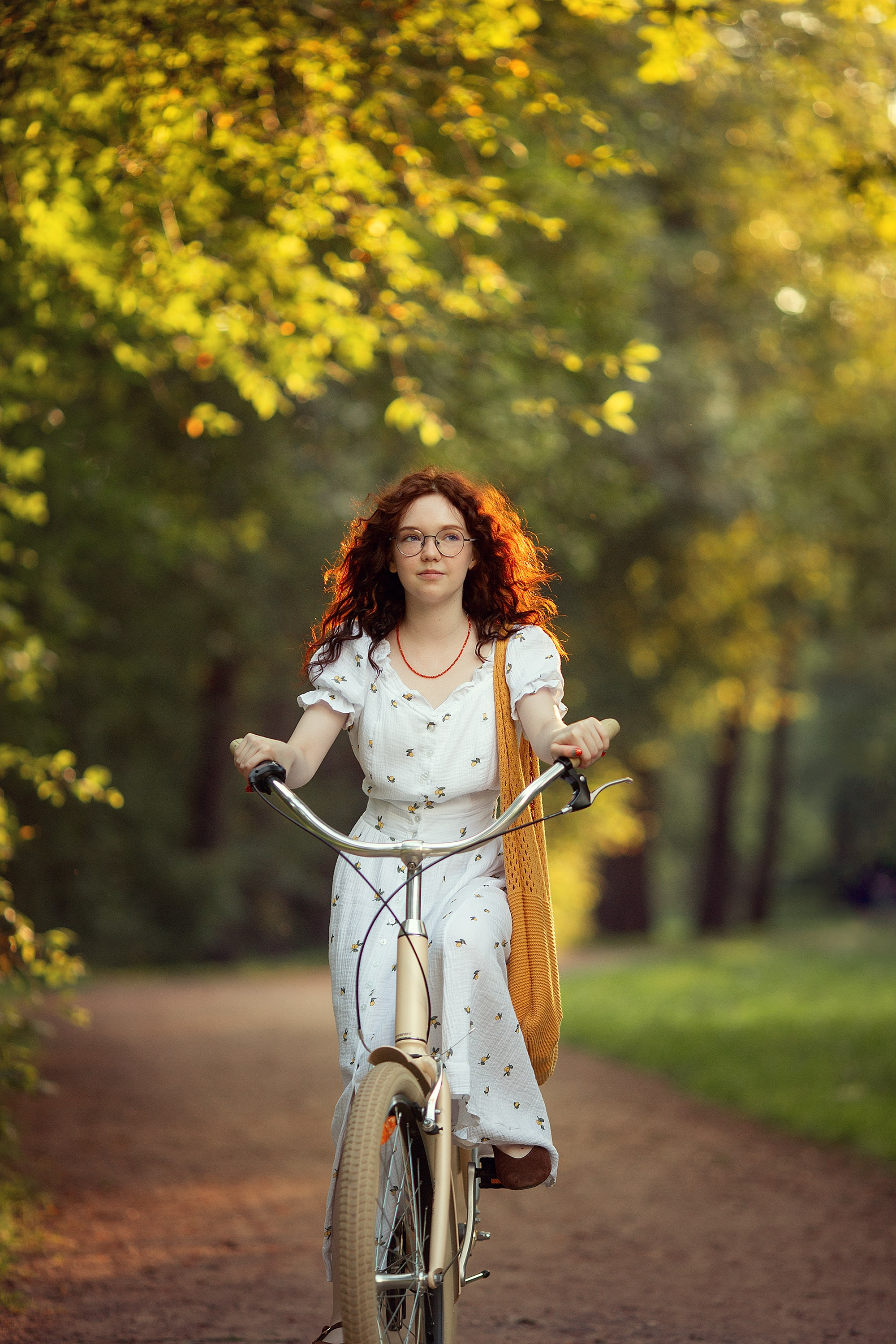 Девушка с велосипедом. Tatyana Nadezhdina Family photographer