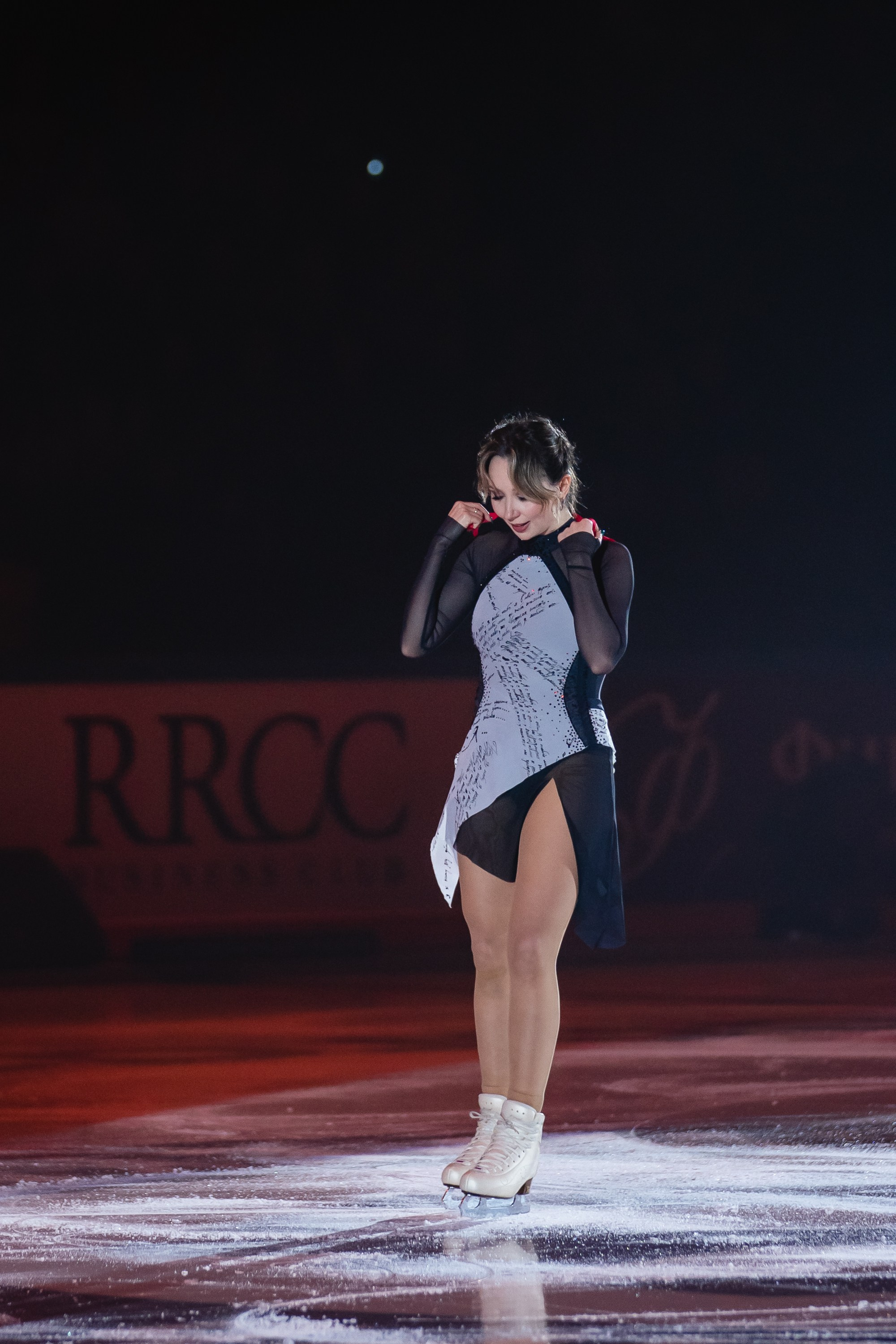 Шоу «Чемпионы на льду» в Новосибирске. Воробьева Ксения — Спортивный и танцевальный фотограф Новосибирск