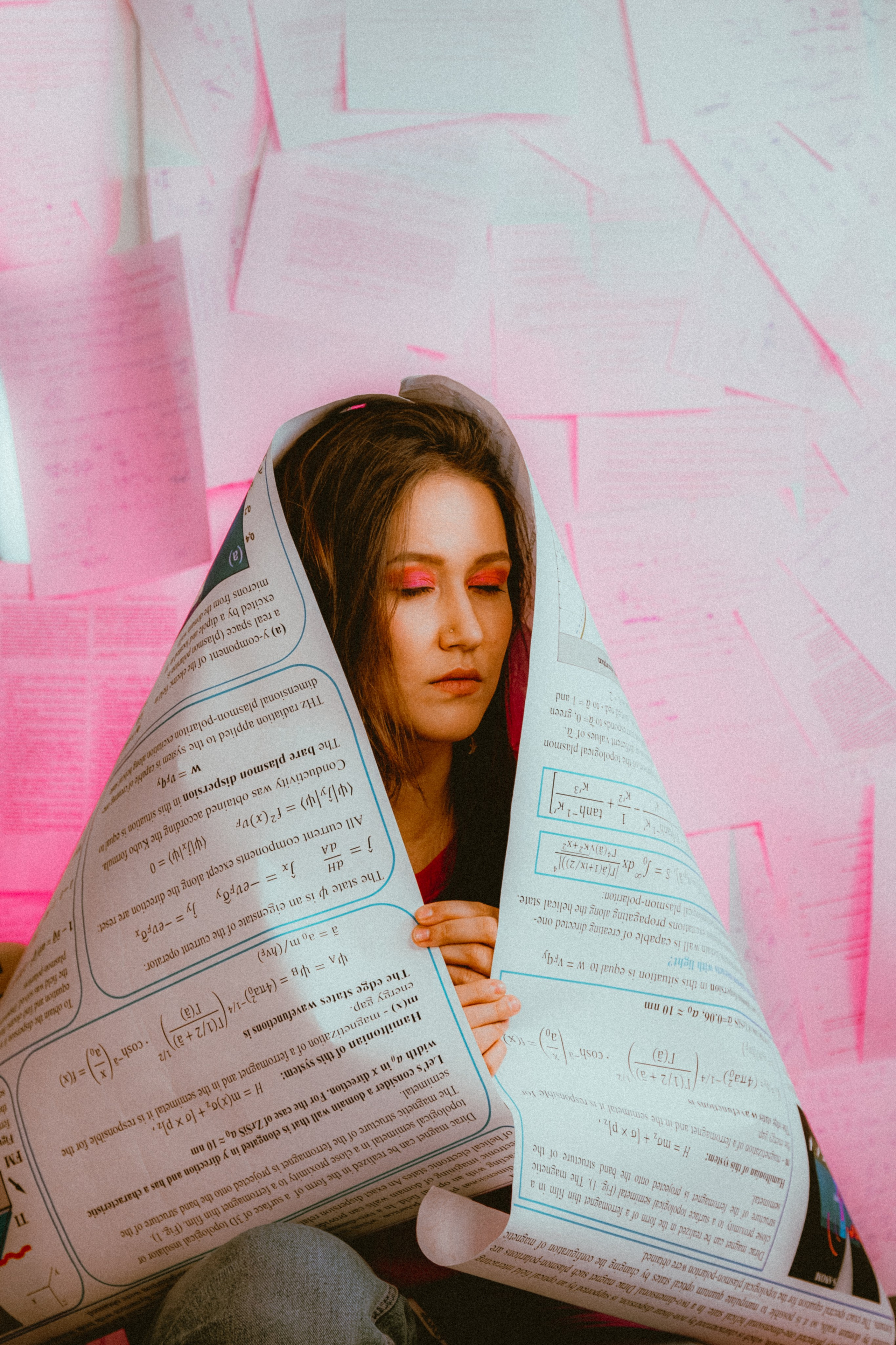 Works. Фотограф с цветным светом и оператор в Москве | Лиля Кичигина