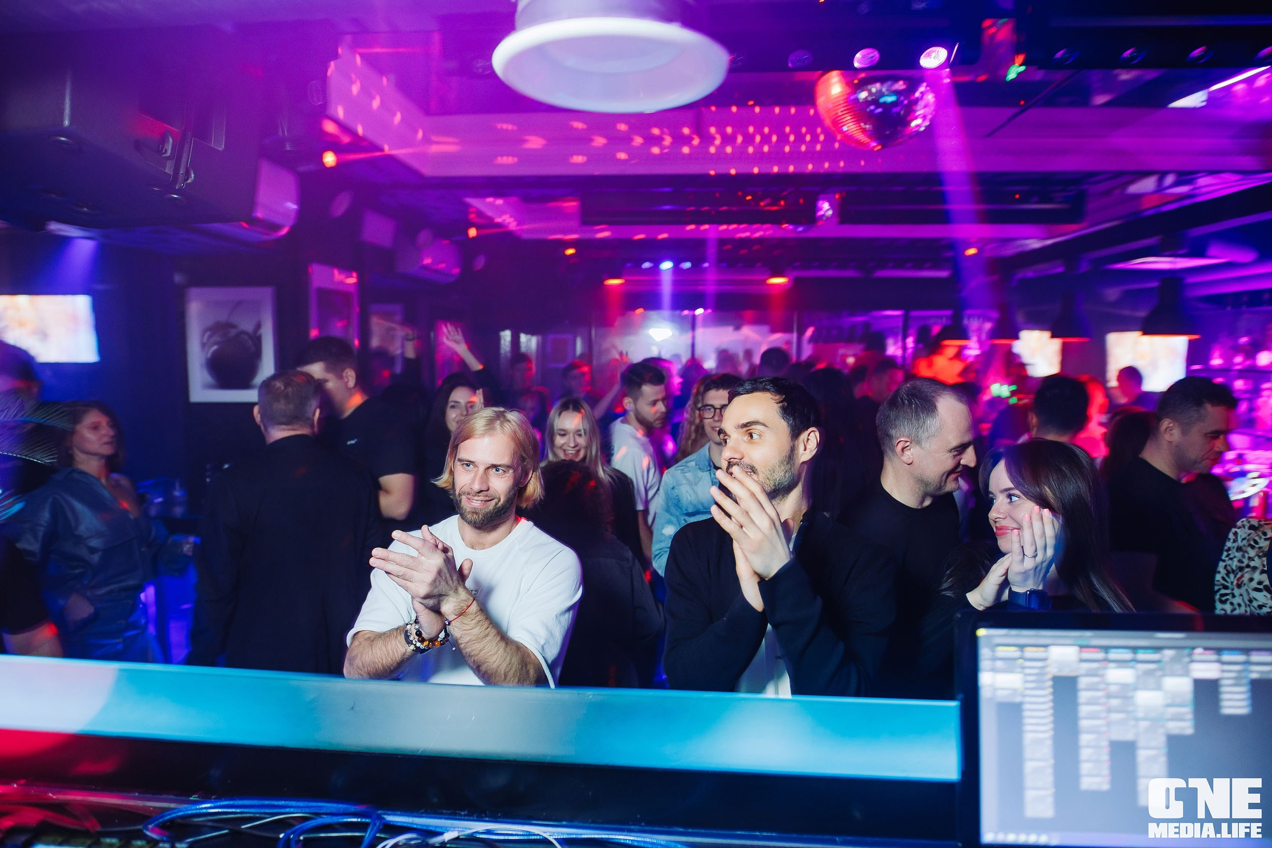 Dj Alexey Viper в Nisha. One Media Life: фоторепортажи, фотоотчеты с мероприятий и заведений