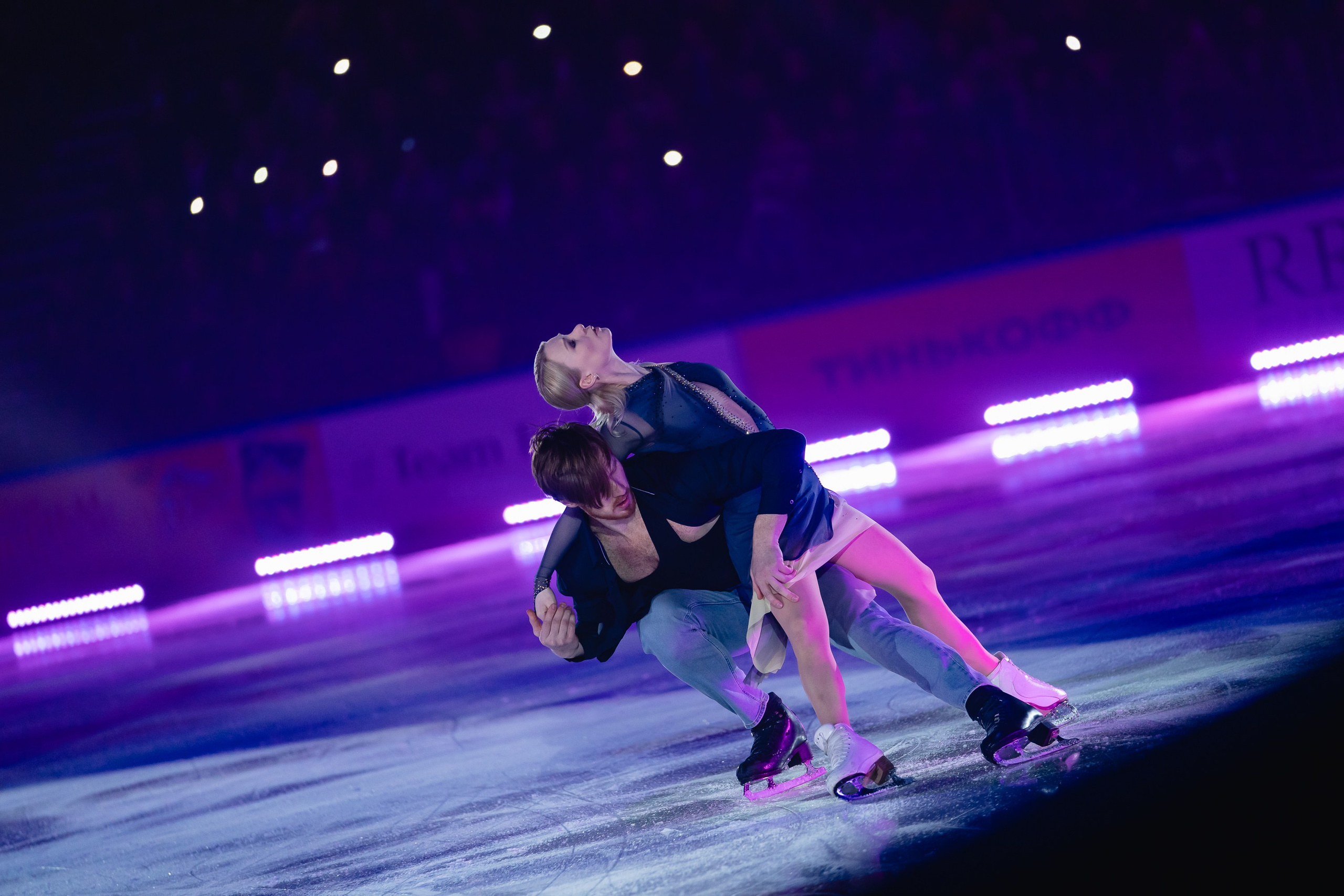 Шоу «Чемпионы на льду» в Новосибирске. Воробьева Ксения — Спортивный и танцевальный фотограф Новосибирск