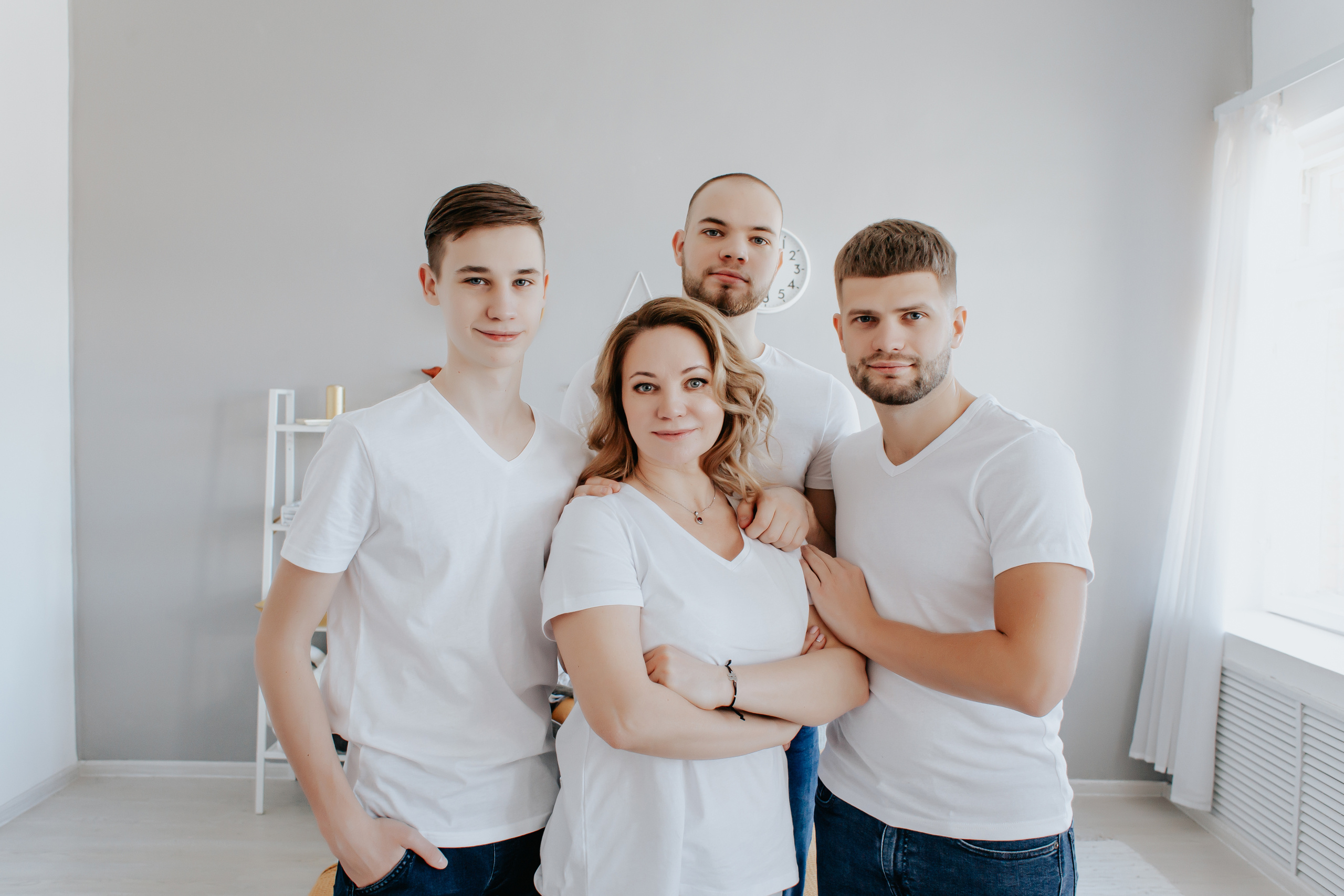 Семейная фотосессия в студии Витебска. Свадебный фотограф в Витебске Дмитрий Кувшинов