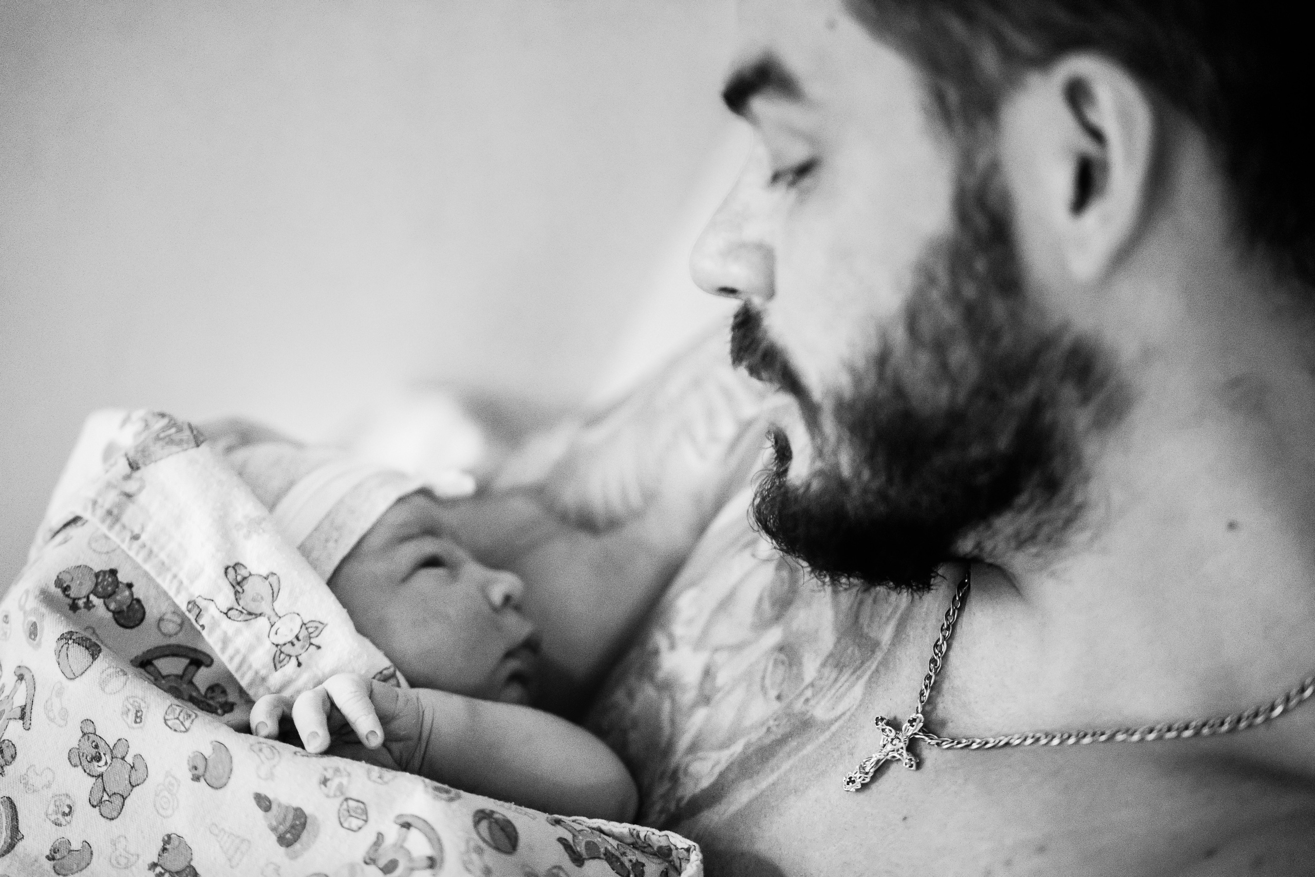 Birth photographer Austin, TX | Raw, powerful, & unfiltered storytelling | Anny Smirnova