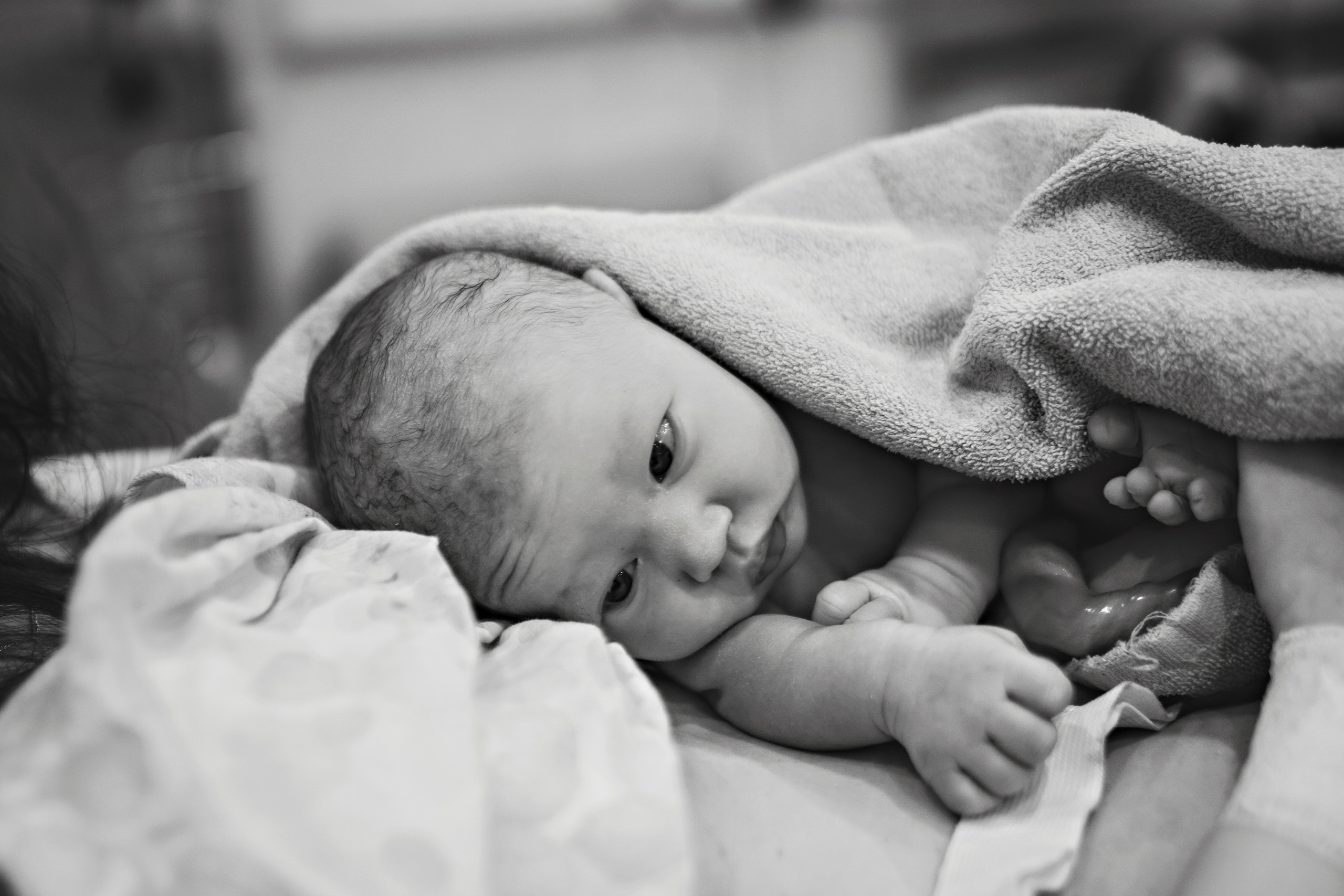 Birth photographer Austin, TX | Raw, powerful, & unfiltered storytelling | Anny Smirnova