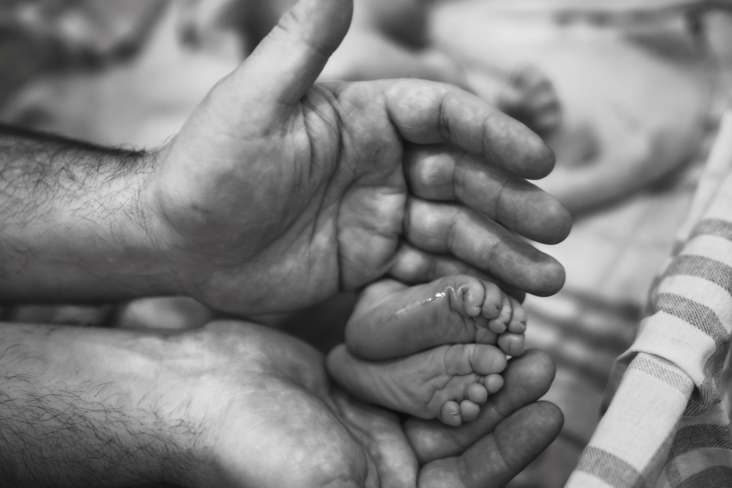 Birth photographer Austin, TX | Raw, powerful, & unfiltered storytelling | Anny Smirnova