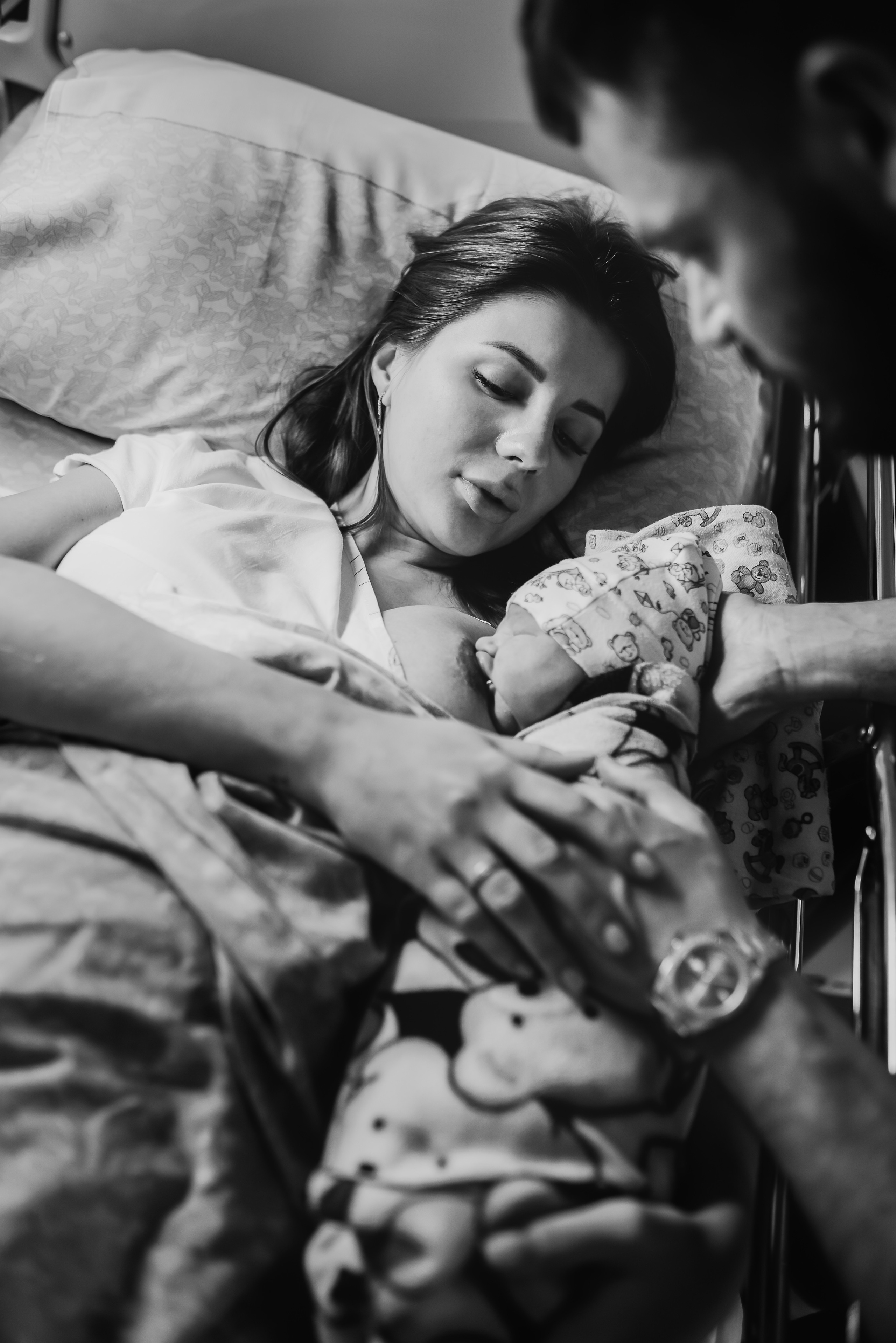 Birth photographer Austin, TX | Raw, powerful, & unfiltered storytelling | Anny Smirnova