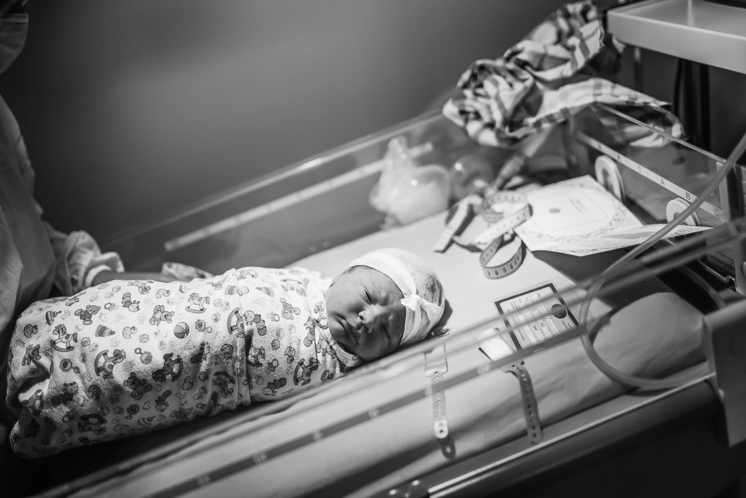 Birth photographer Austin, TX | Raw, powerful, & unfiltered storytelling | Anny Smirnova