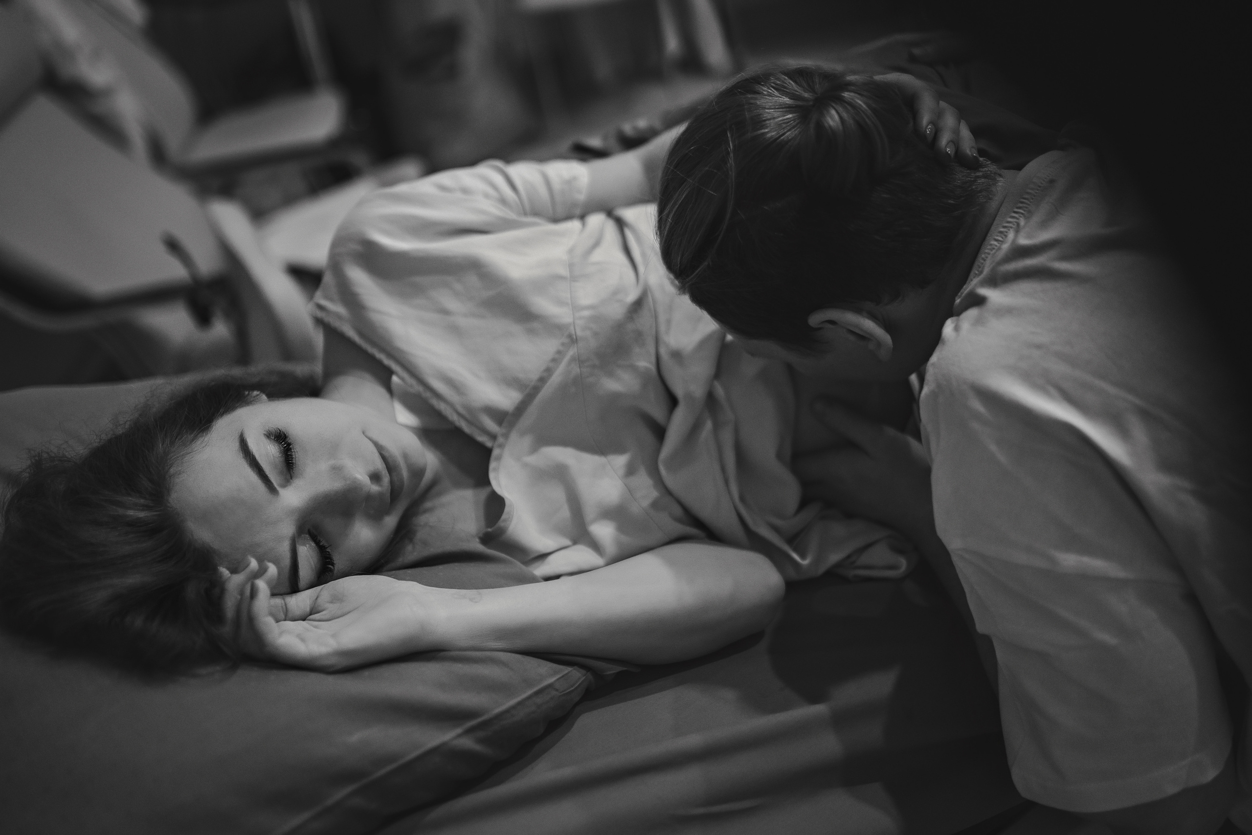 Birth photographer Austin, TX | Raw, powerful, & unfiltered storytelling | Anny Smirnova