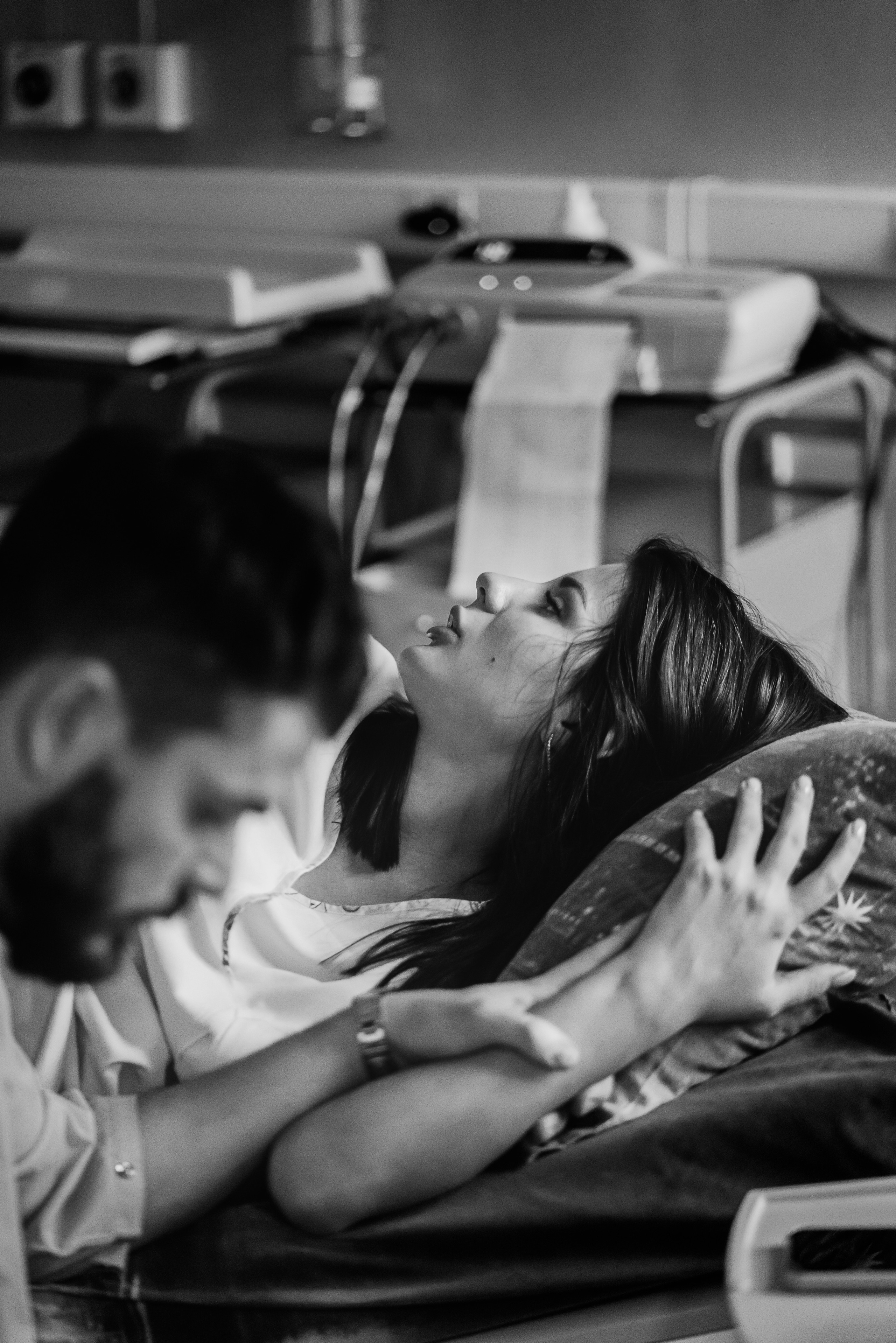 Birth photographer Austin, TX | Raw, powerful, & unfiltered storytelling | Anny Smirnova