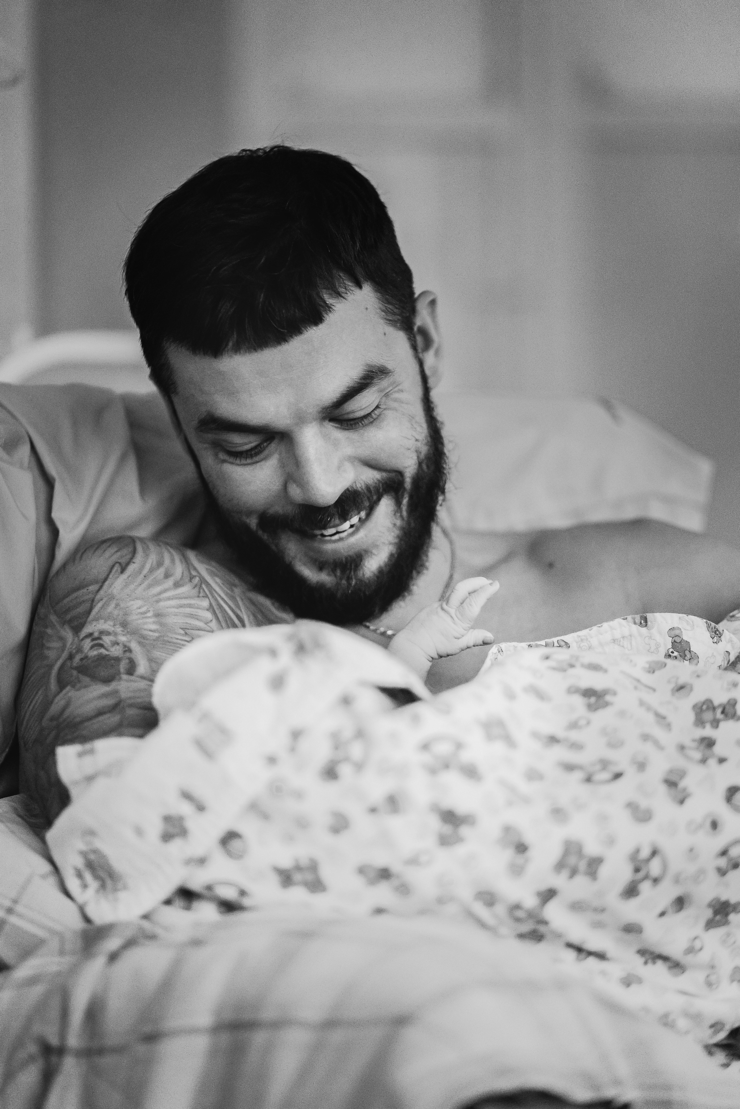 Birth photographer Austin, TX | Raw, powerful, & unfiltered storytelling | Anny Smirnova