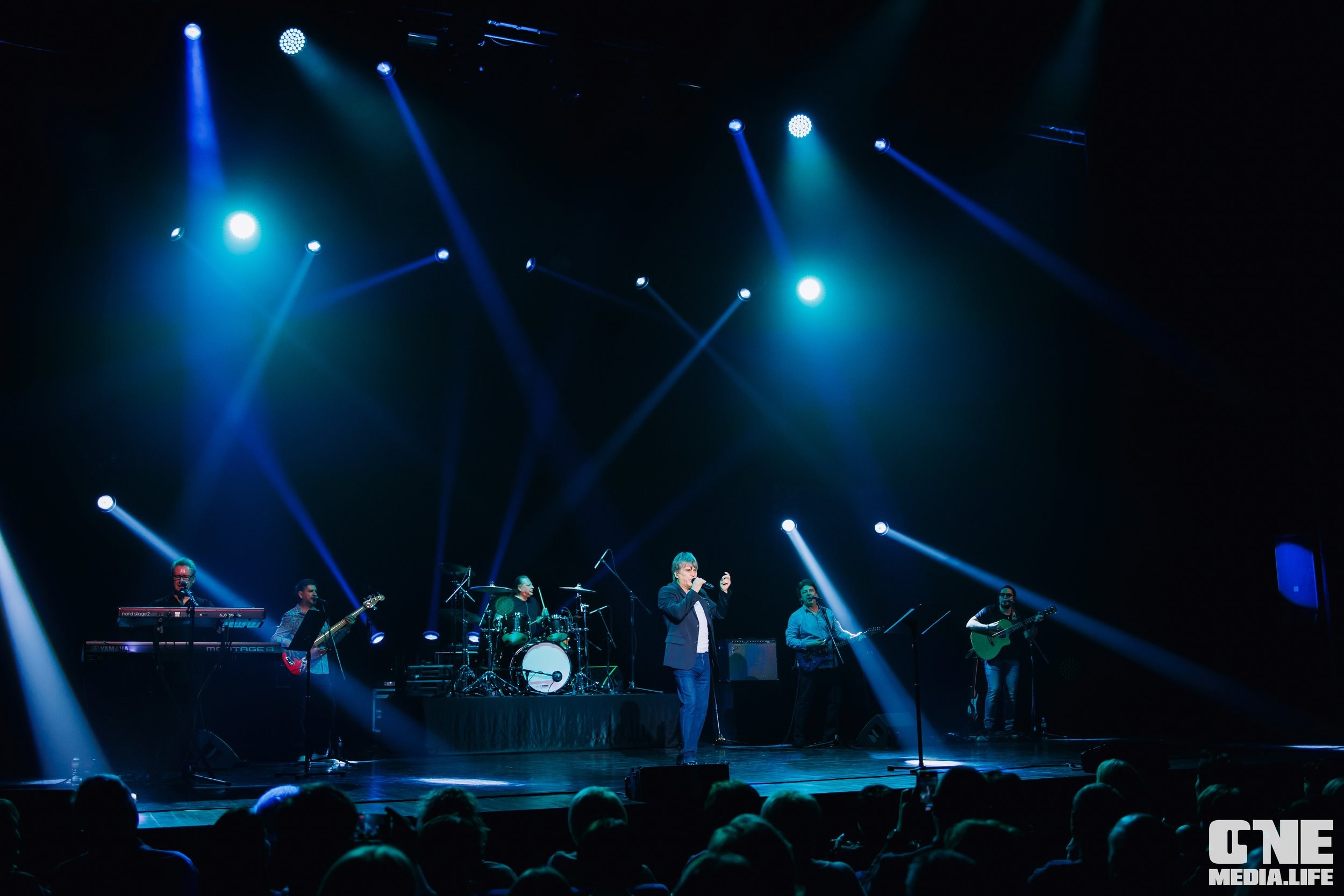 Фоторепортаж из театра эстрады Янтарь-холл. One Media Life: фоторепортажи, фотоотчеты с мероприятий и заведений