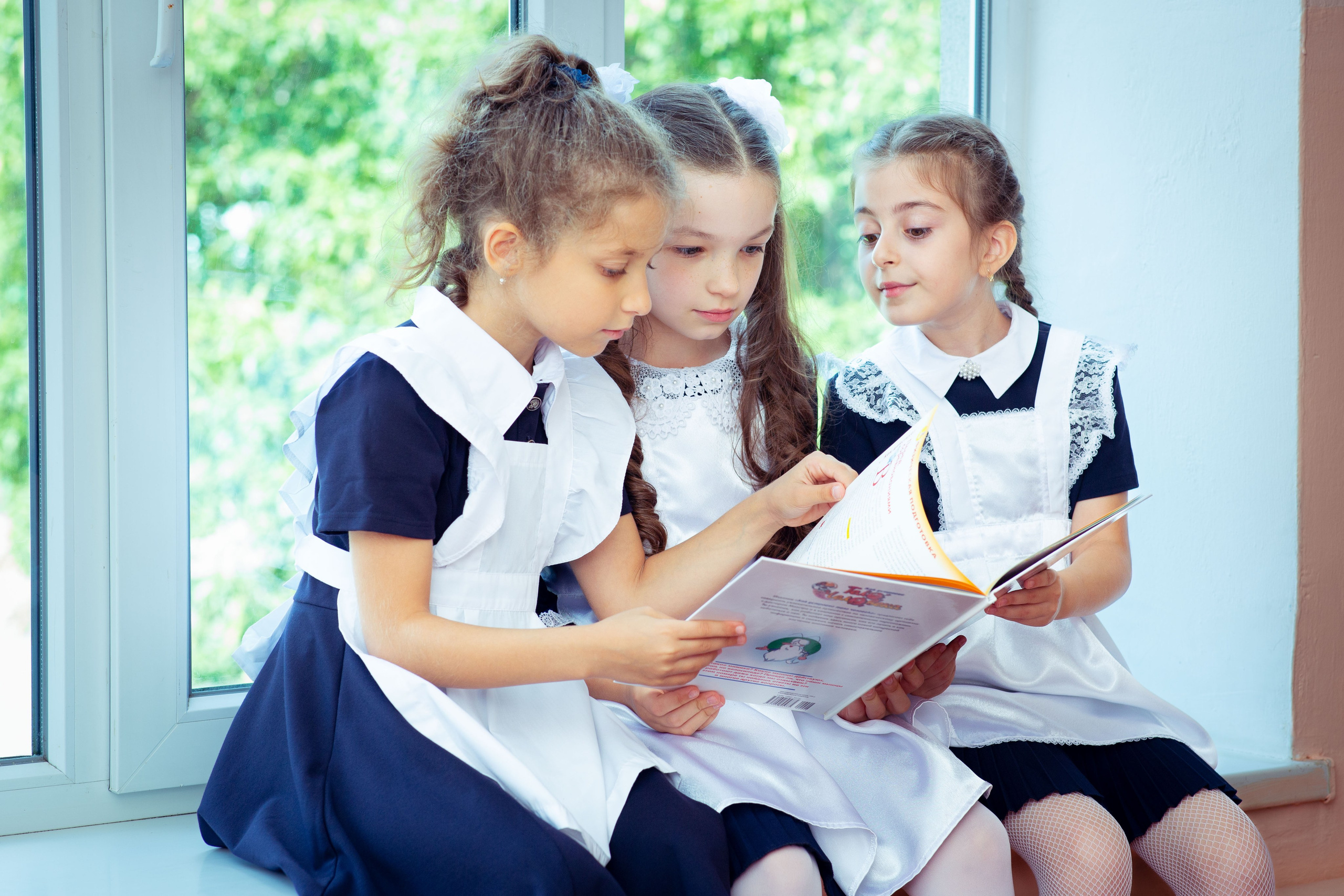 Школьные фотоальбомы, фотосессии, шаблоны фотокниг, школьный фотограф