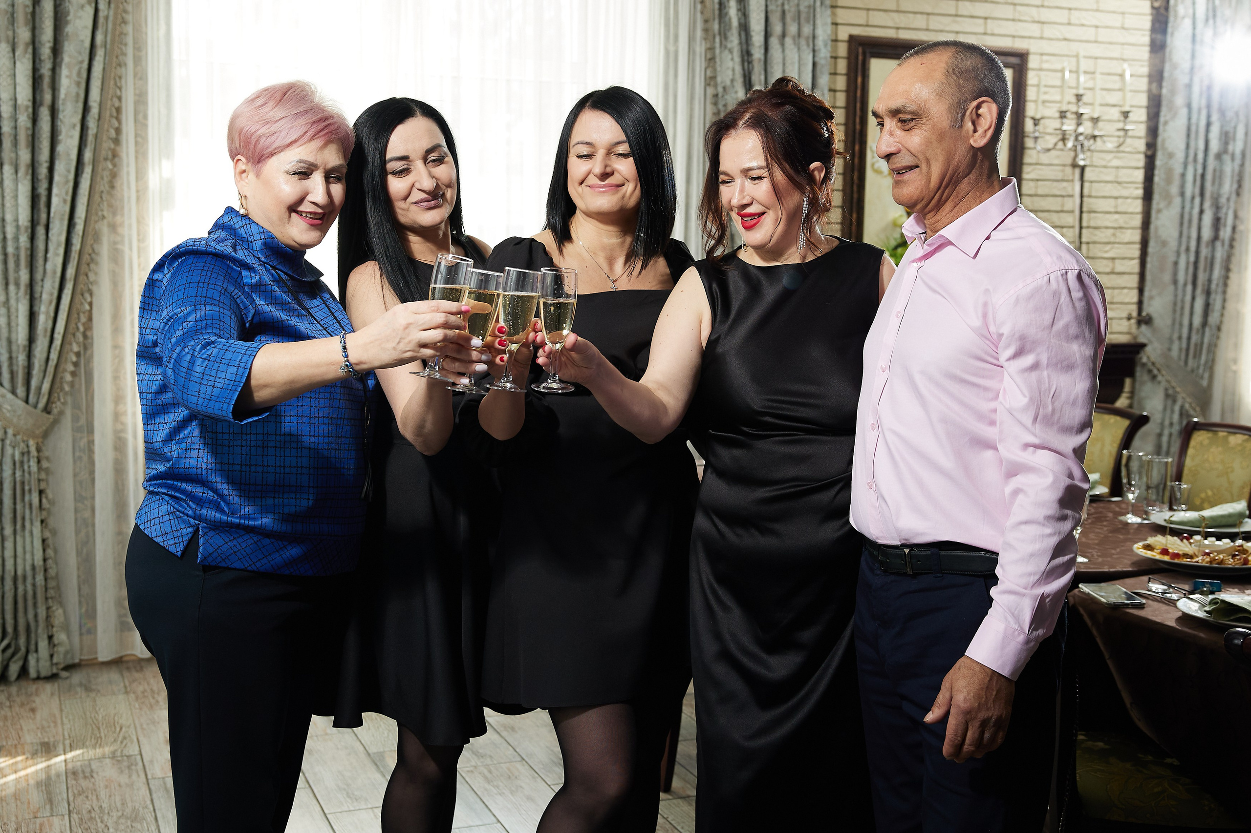 Первые фото с юбилея уже в день съёмки