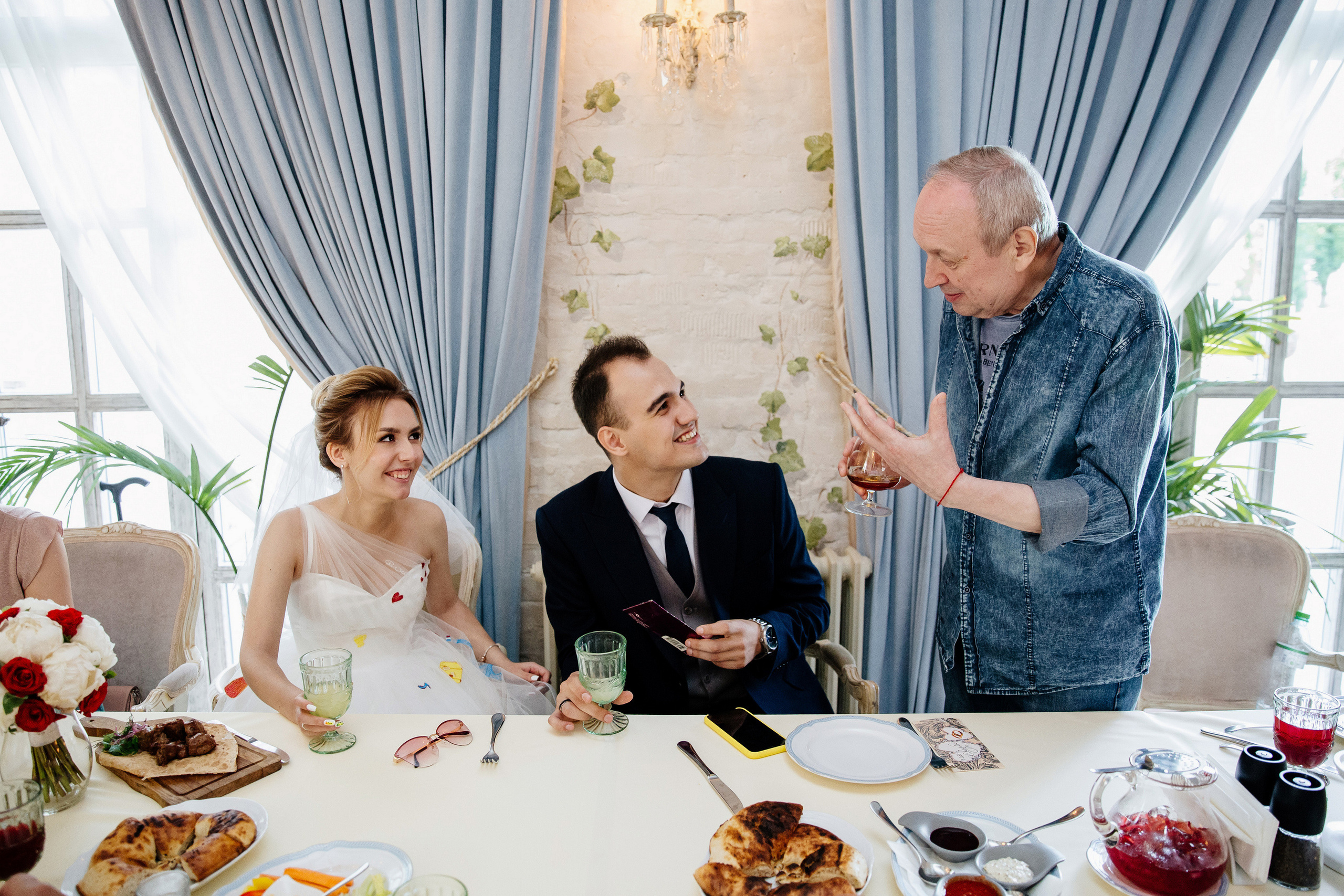 Дворец бракосочетания на ВДНХ. Свадьба на ВДНХ. Свадебный банкет в Forest Hall Форест Холл. Свадьба в Сокольниках. Свадебный и семейный фотограф Екатерина Иванова