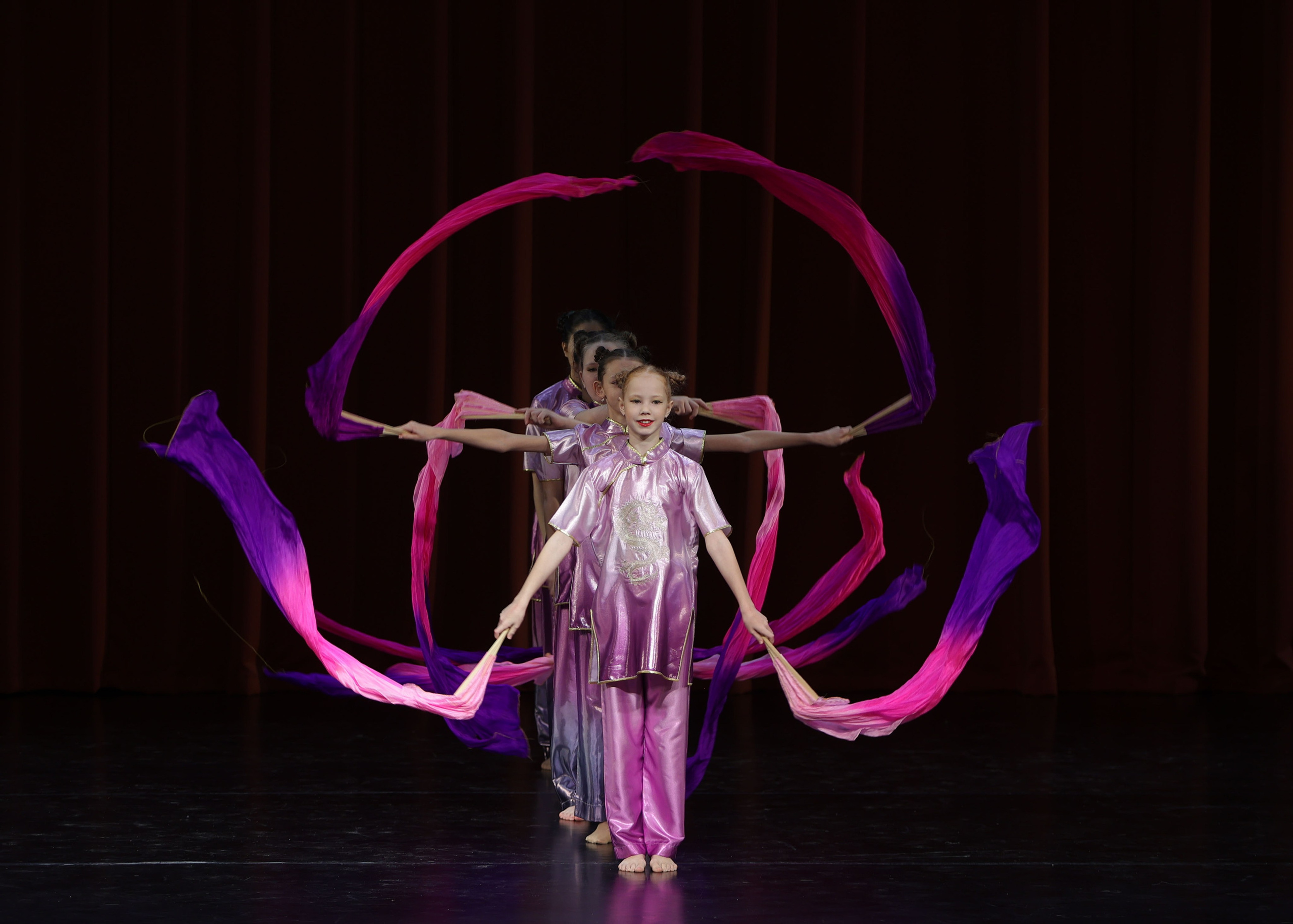 Фестиваль хореографического искусства «КУБОК ЛЕГЕНДЫ — 2025». Выпускные альбомы и школьный фотограф в Подольске, Троицке, Щербинке, Москве и Московской области