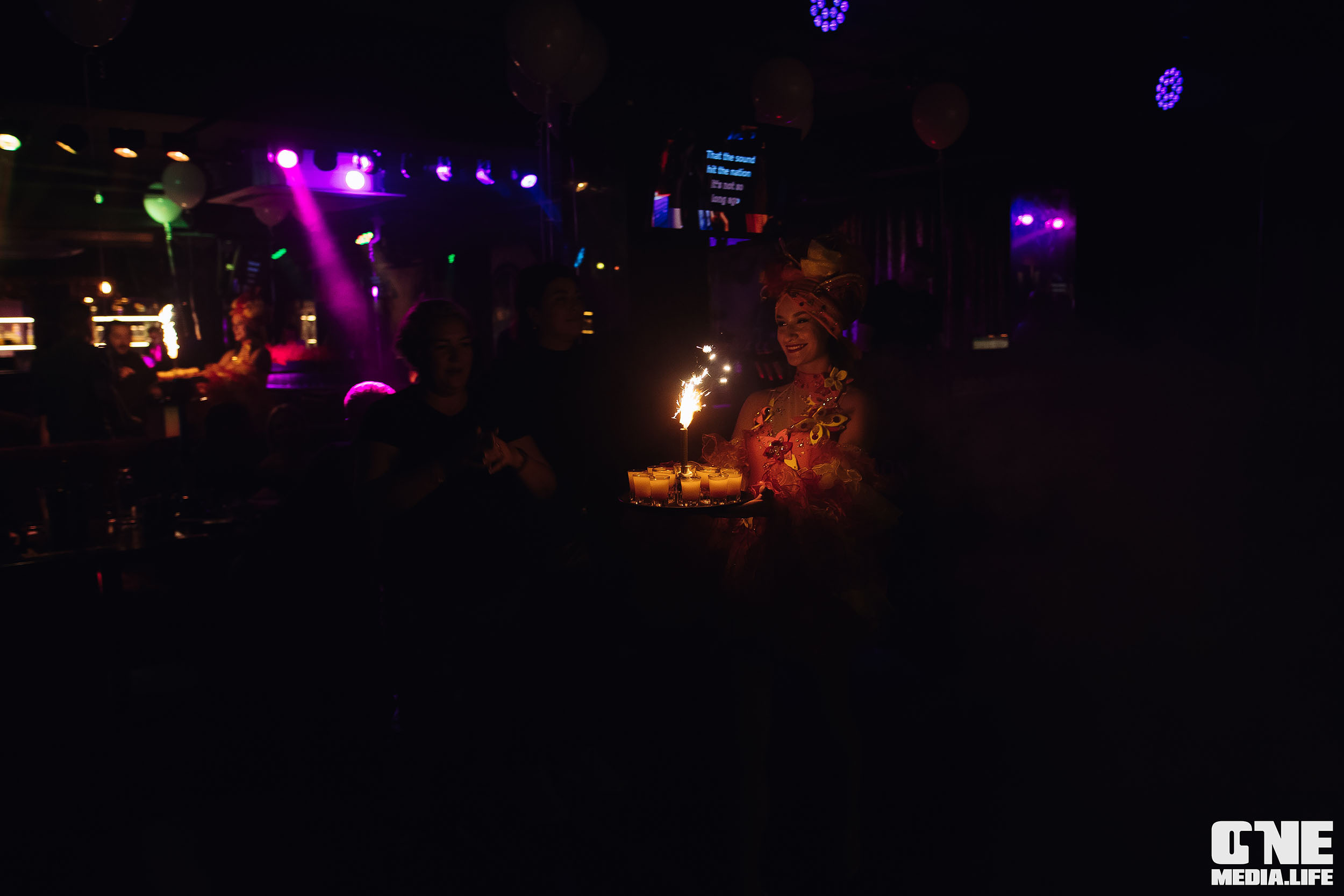 Фоторепортаж из караоке-клуба Эйфория. One Media Life: фоторепортажи, фотоотчеты с мероприятий и заведений