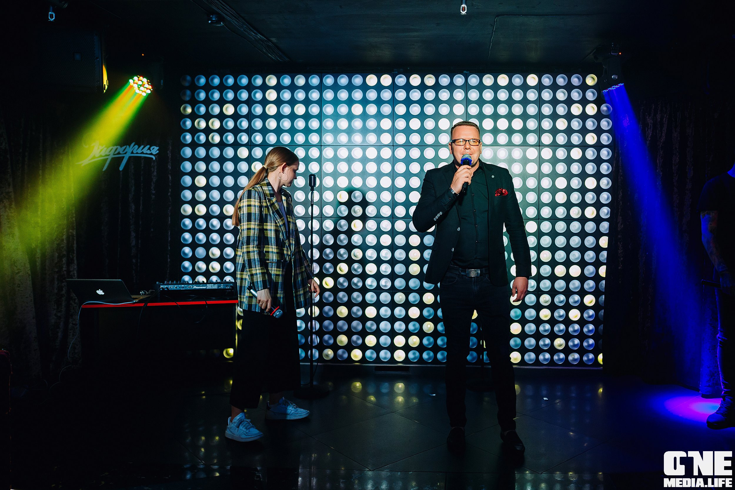 Фоторепортаж из караоке-клуба Эфория. One Media Life: фоторепортажи, фотоотчеты с мероприятий и заведений