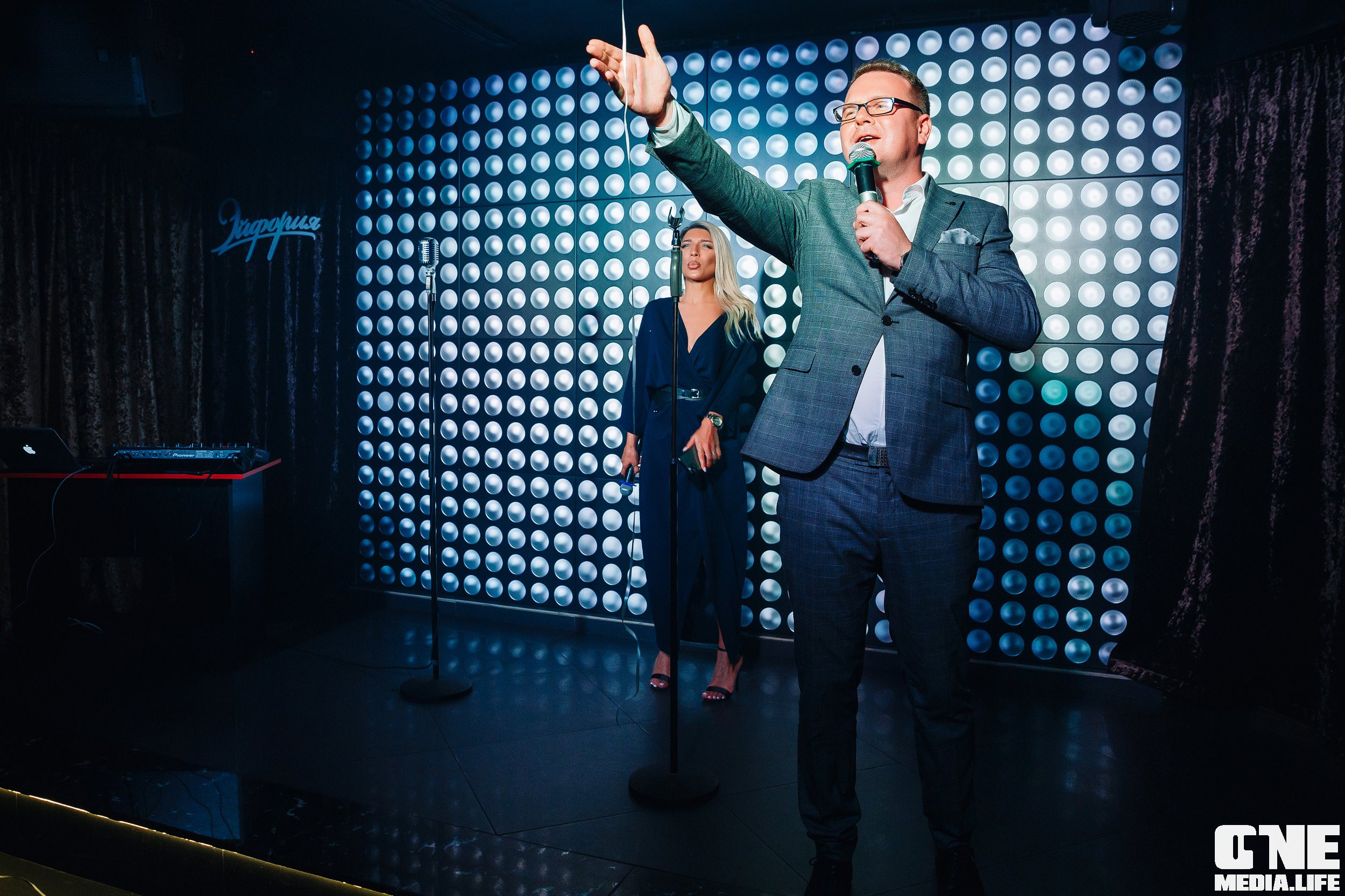 Фоторепортаж из караоке-клуба Эфория. One Media Life: фоторепортажи, фотоотчеты с мероприятий и заведений