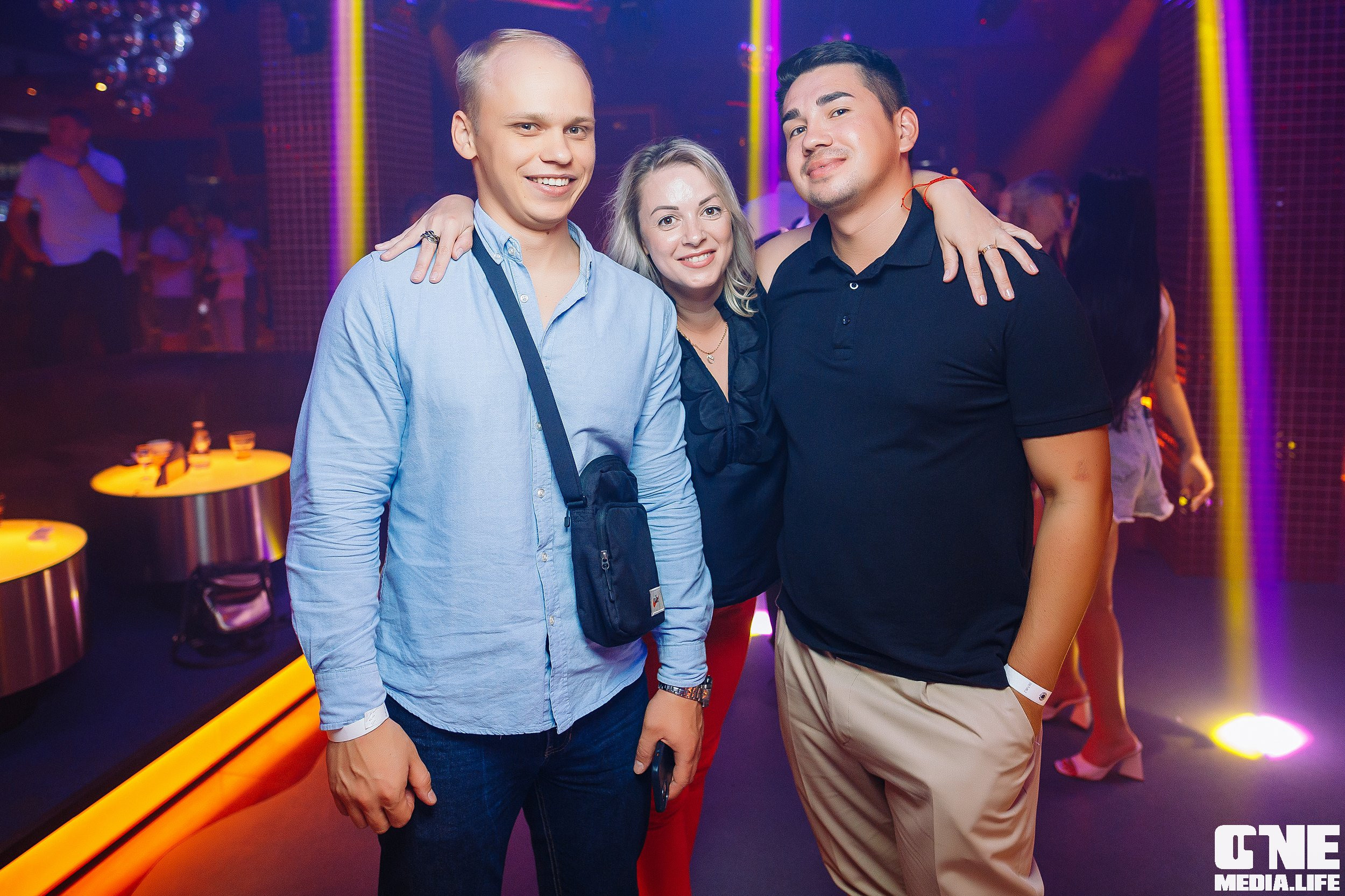 Фоторепортаж из ночного клуба Планета. One Media Life: фоторепортажи, фотоотчеты с мероприятий и заведений