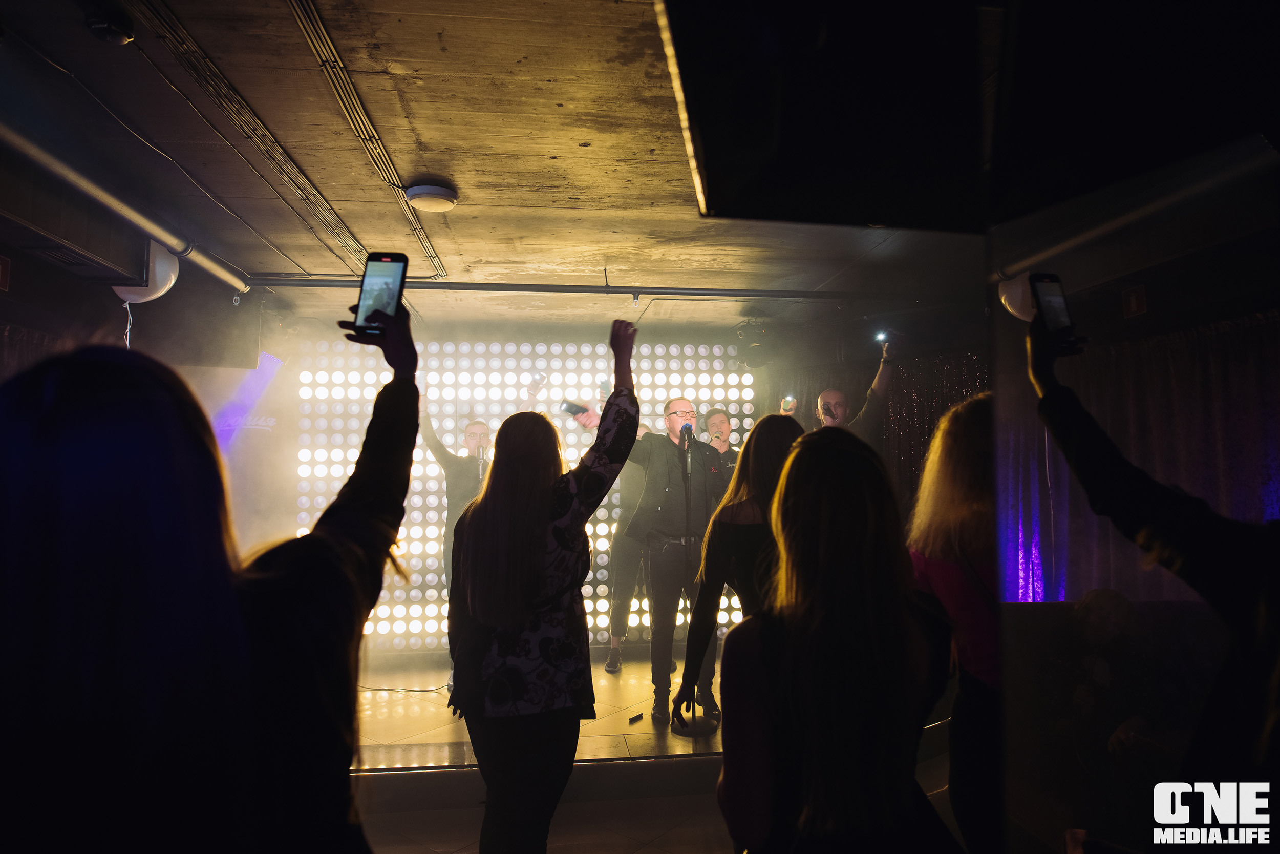 Фоторепортаж из караоке-клуба Эйфория. One Media Life: фоторепортажи, фотоотчеты с мероприятий и заведений