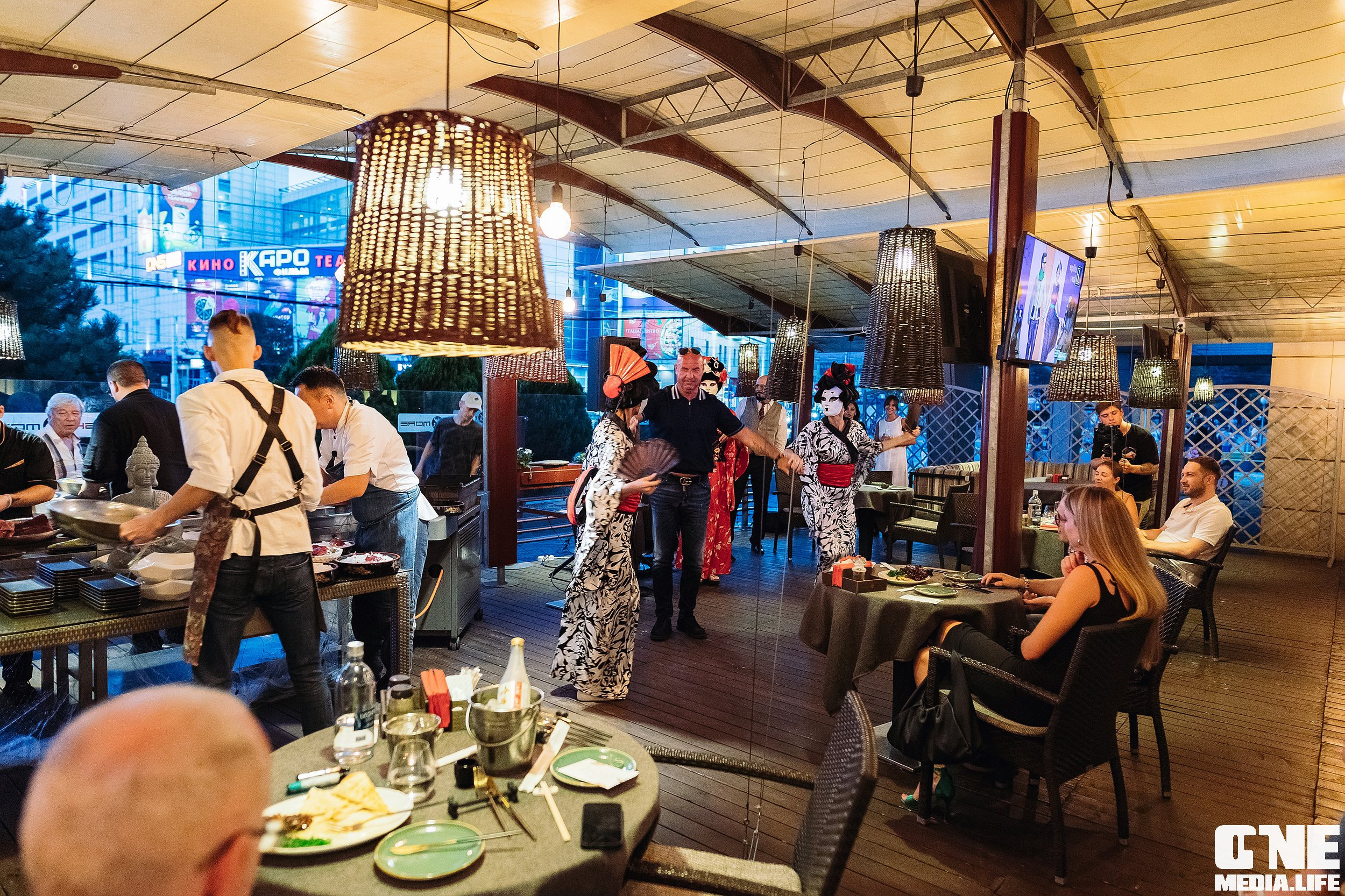 Фоторепортаж из ресторана Sushi & More. One Media Life: фоторепортажи, фотоотчеты с мероприятий и заведений