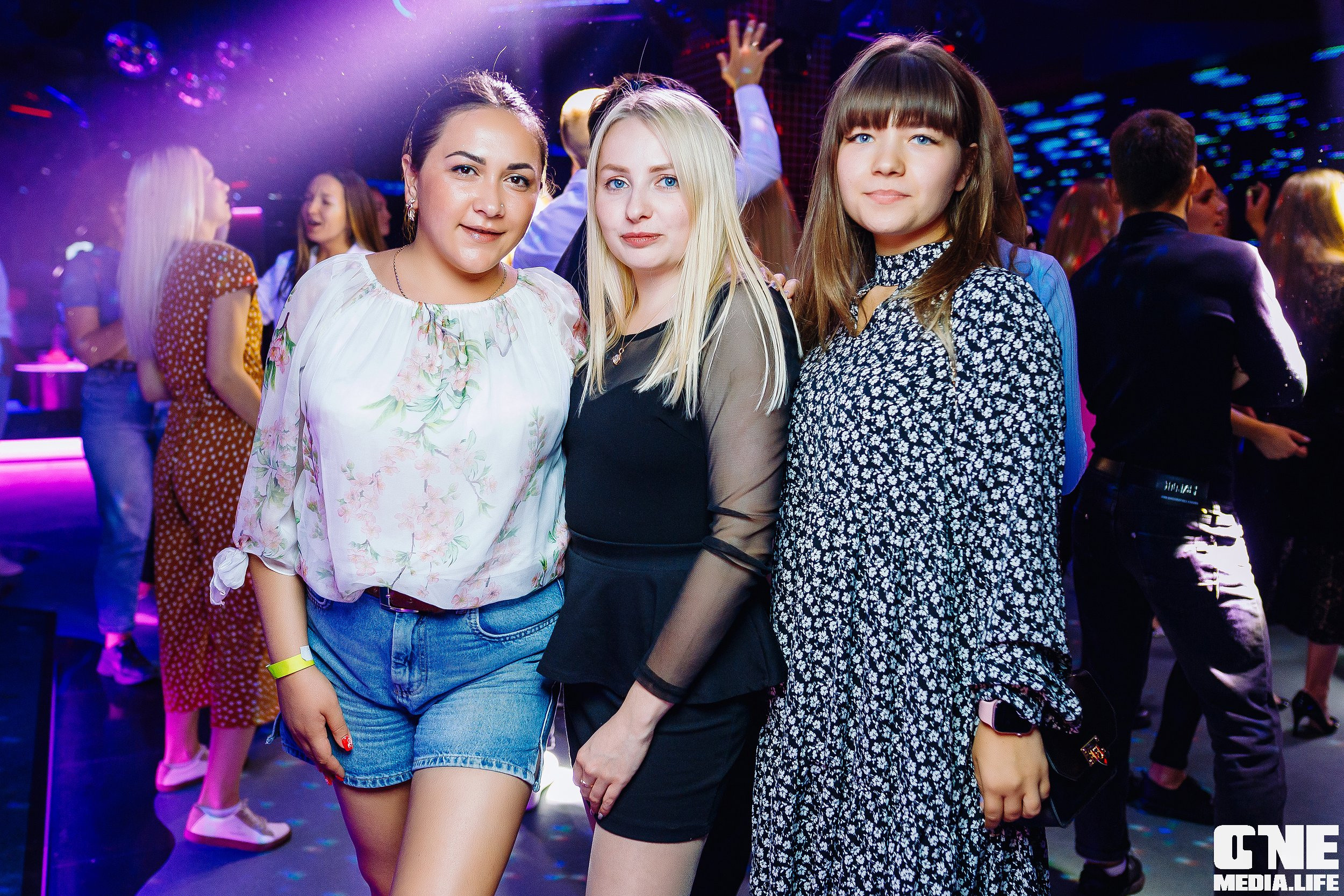 Фоторепортаж из ночного клуба Планета. One Media Life: фоторепортажи, фотоотчеты с мероприятий и заведений