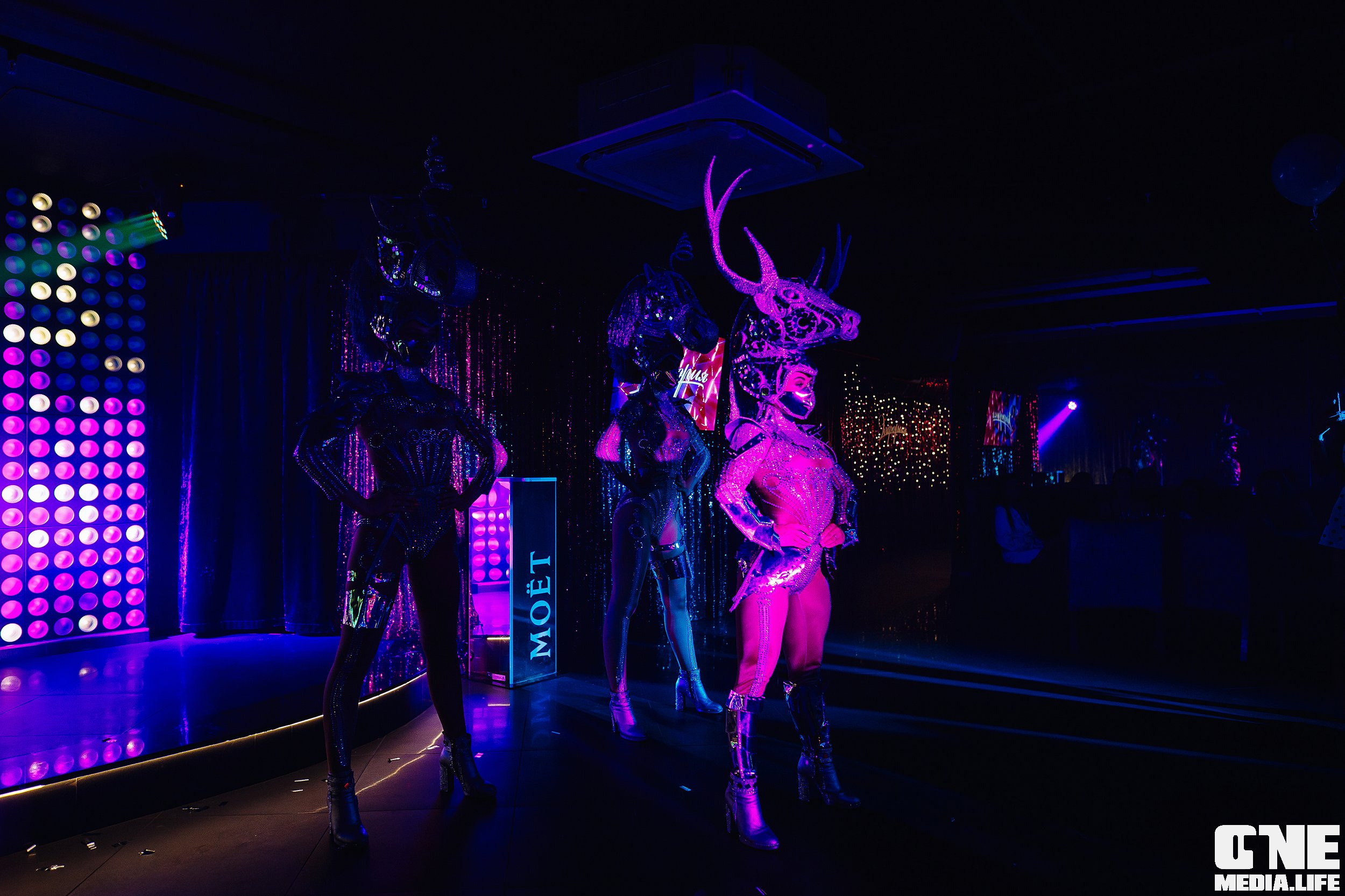Фоторепортаж из караоке-клуба Эйфория. One Media Life: фоторепортажи, фотоотчеты с мероприятий и заведений