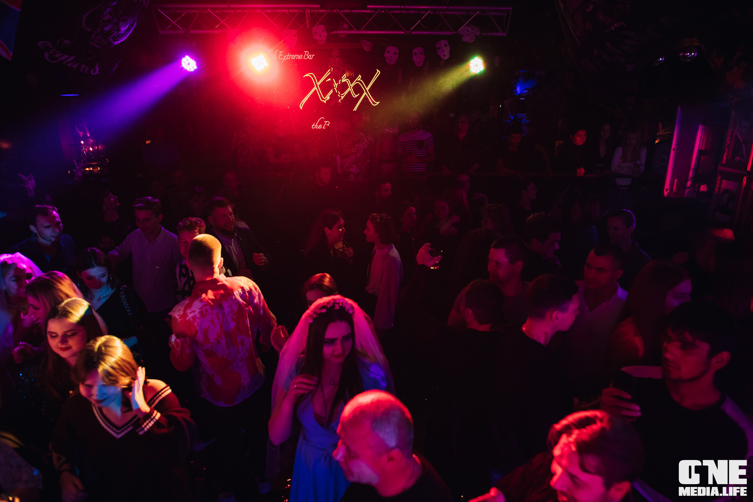 Фоторепортаж их бара ХххX. One Media Life: фоторепортажи, фотоотчеты с мероприятий и заведений