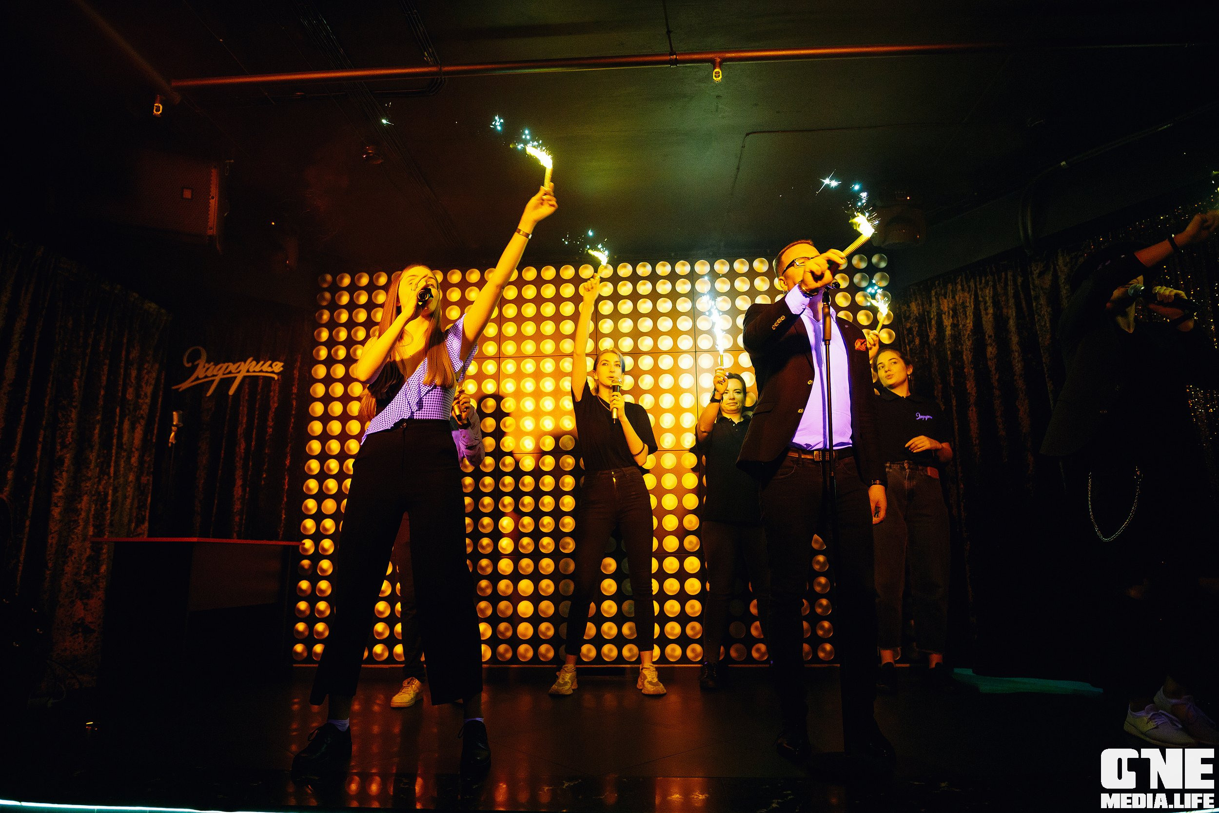 Фоторепортаж из караоке-клуба Эйфория. One Media Life: фоторепортажи, фотоотчеты с мероприятий и заведений