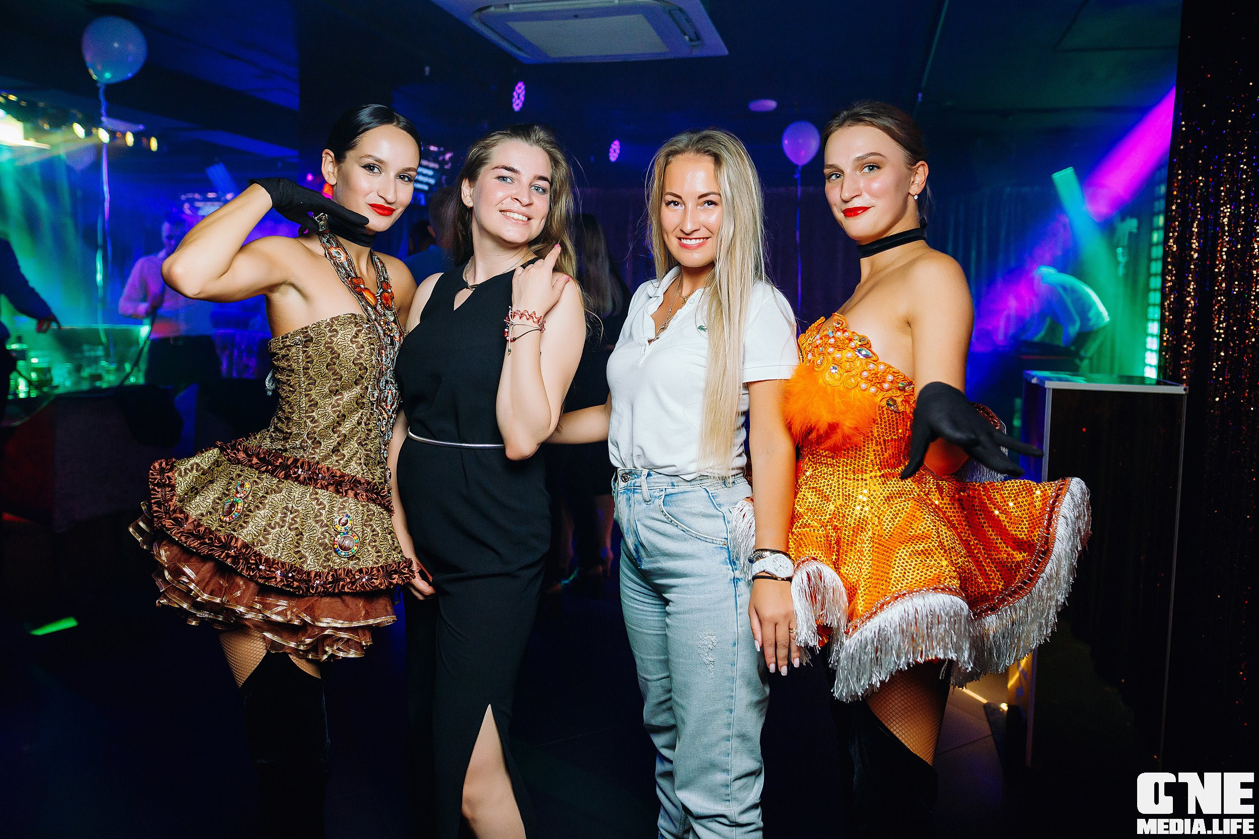 Фоторепортаж из караоке-клуба Эфория. One Media Life: фоторепортажи, фотоотчеты с мероприятий и заведений