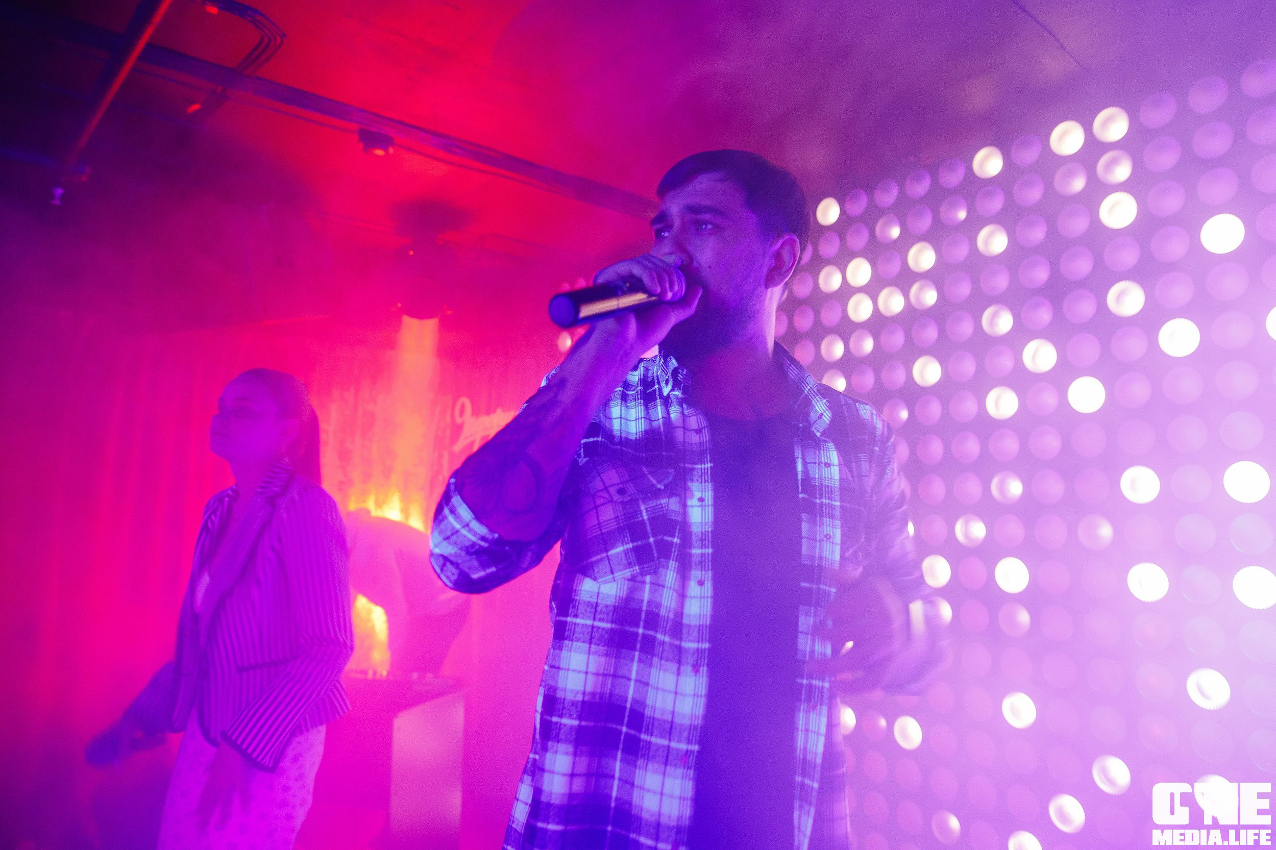 Фоторепортаж из караоке-клуба Эйфория. One Media Life: фоторепортажи, фотоотчеты с мероприятий и заведений