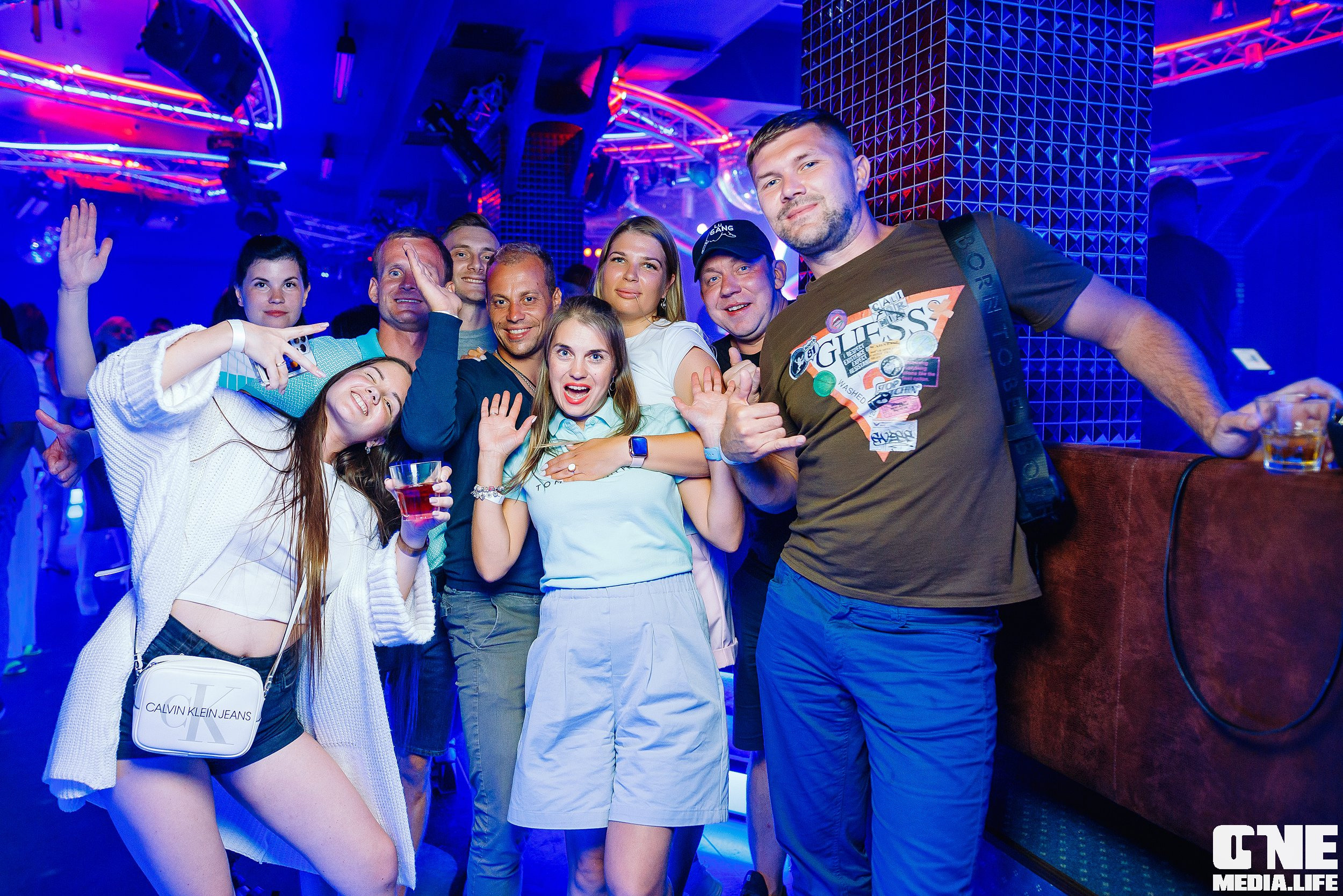 Фоторепортаж из ночного клуба Планета. One Media Life: фоторепортажи, фотоотчеты с мероприятий и заведений